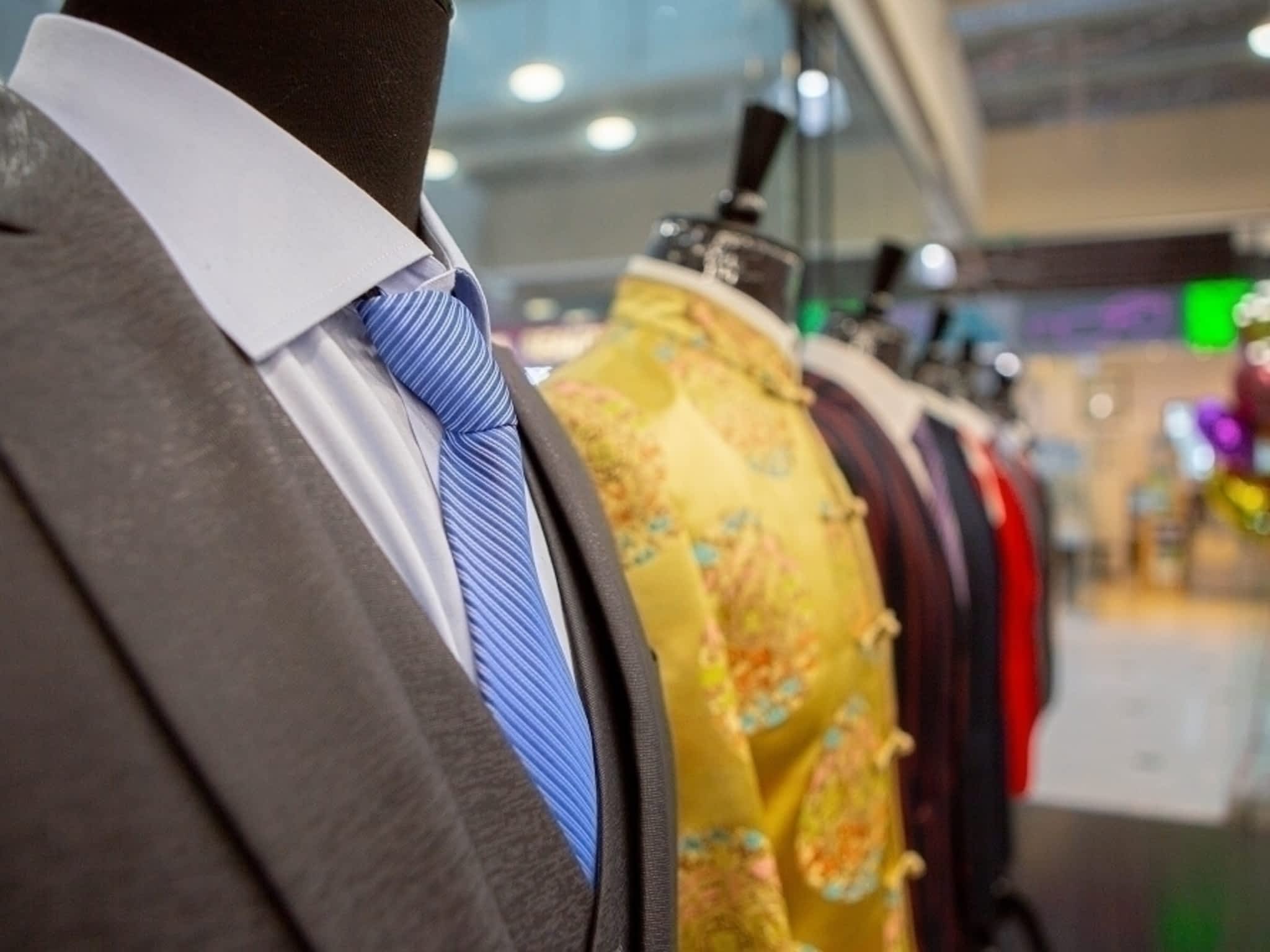 photo Shanghai LeeYonge Bespoke Tailor (Unit B61)