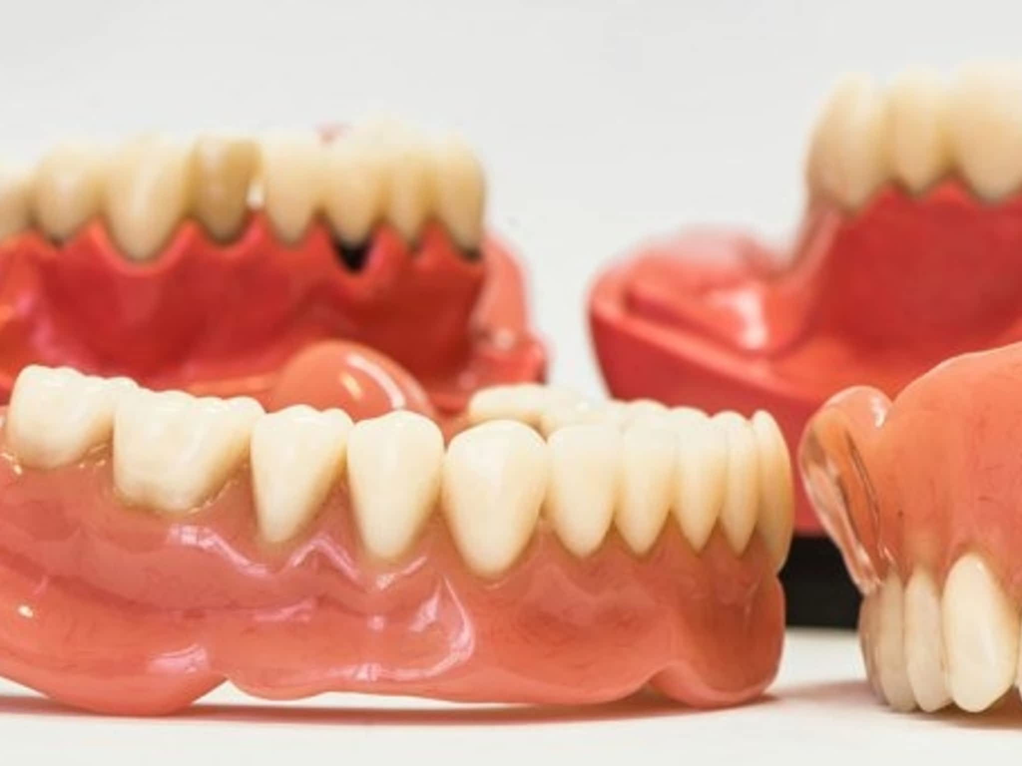 photo North Vancouver Denture Clinic