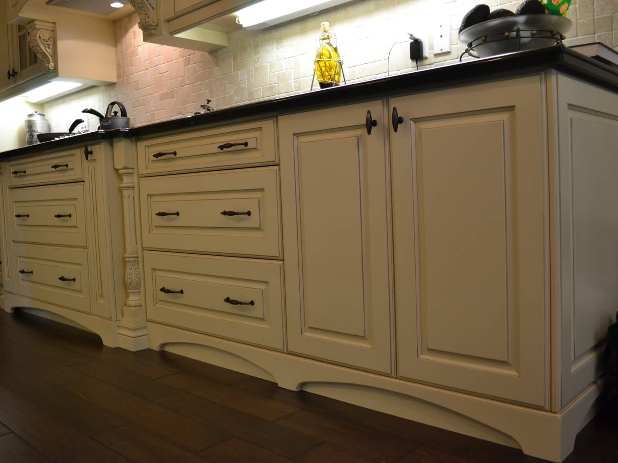 photo Royal Kitchen Doors & Cabinets