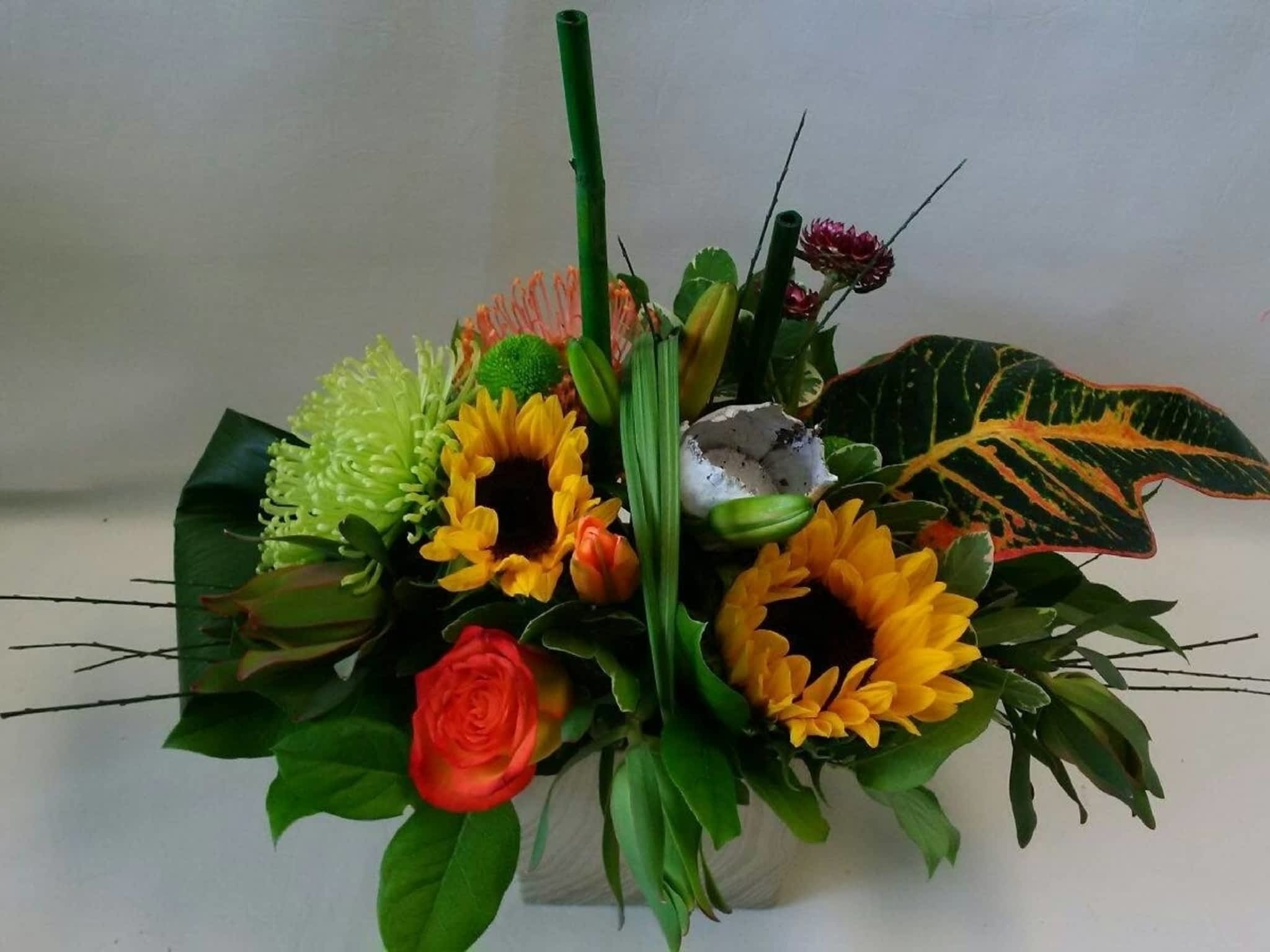 photo Raymonds Flower Shop