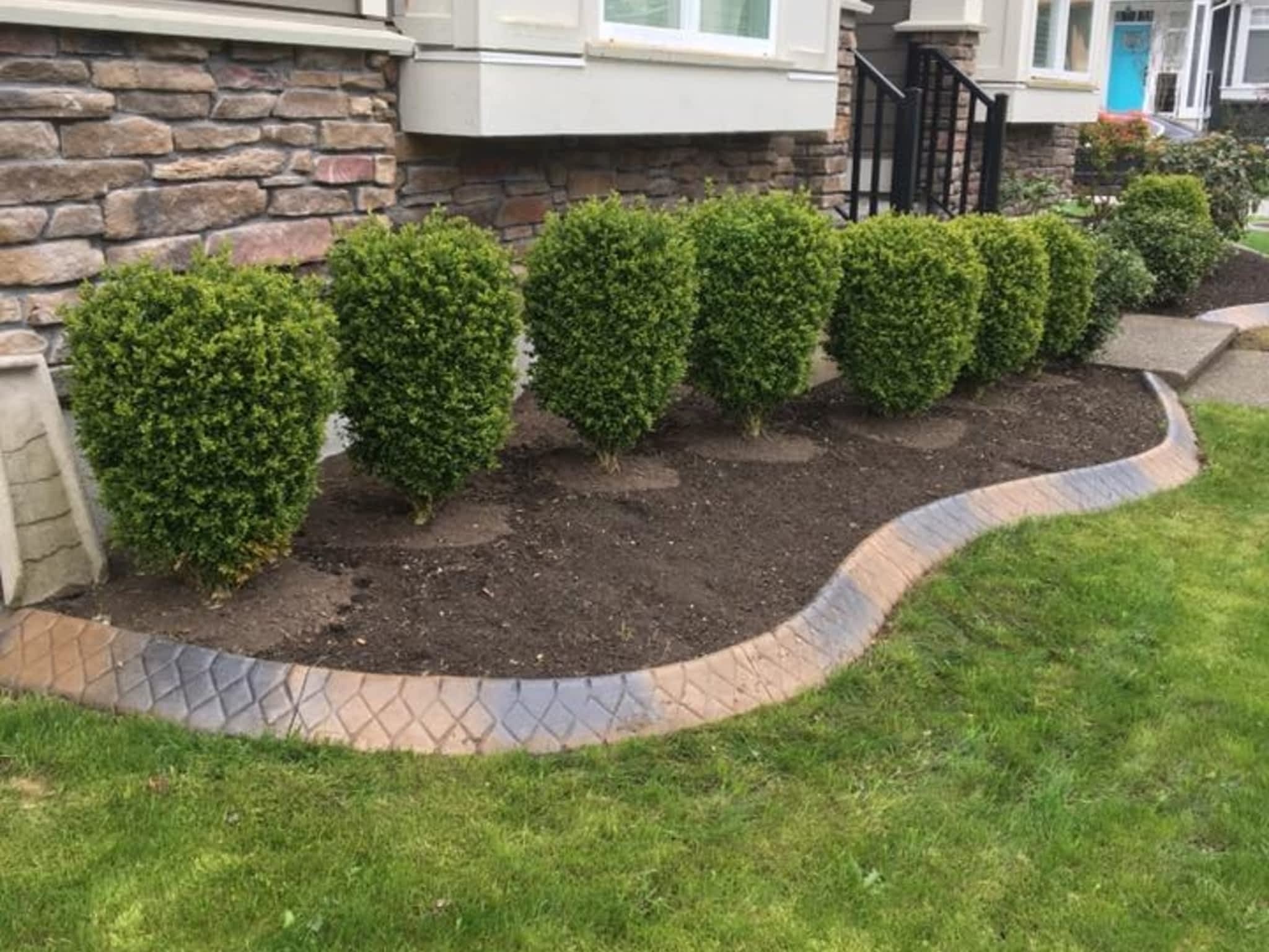 photo Bakerview Landscaping