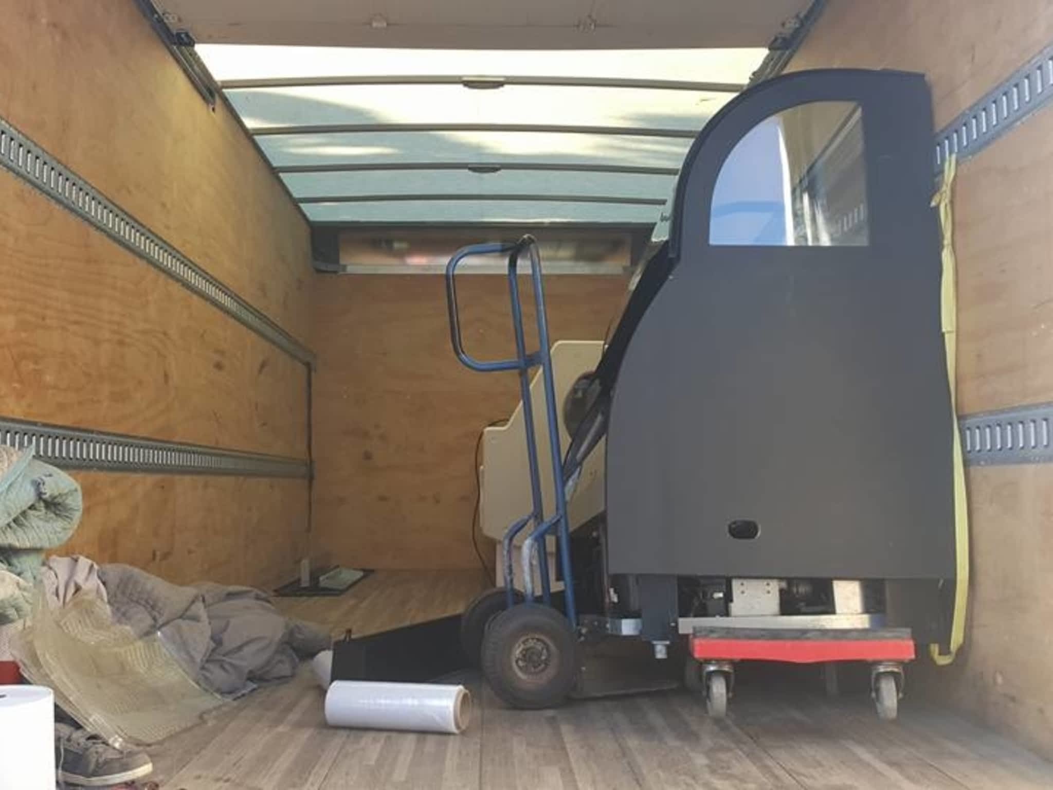 photo Monk & Sons Moving