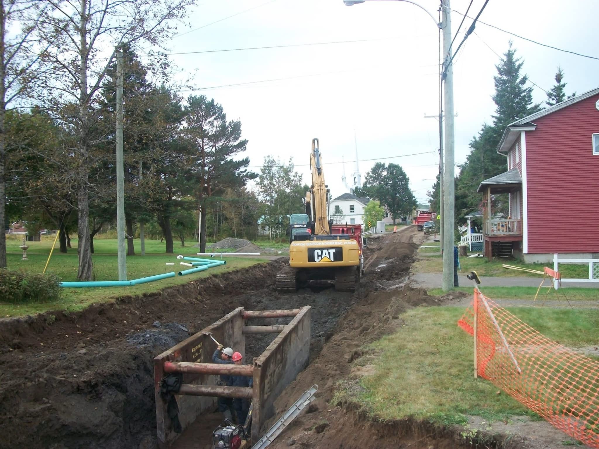 photo EXCAVATIONS BOURGOIN& DICKNER INC