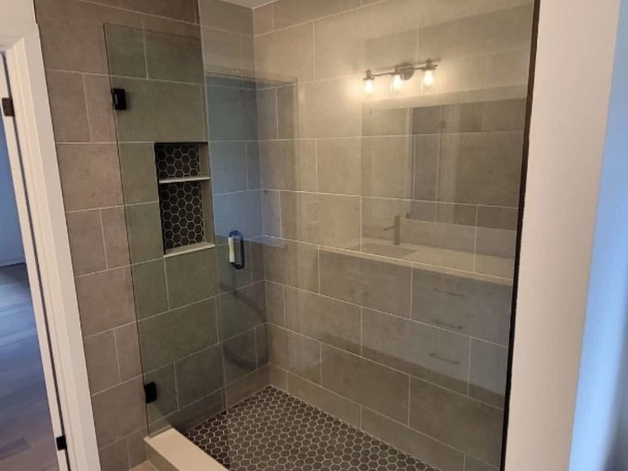 photo Peninsula Glass