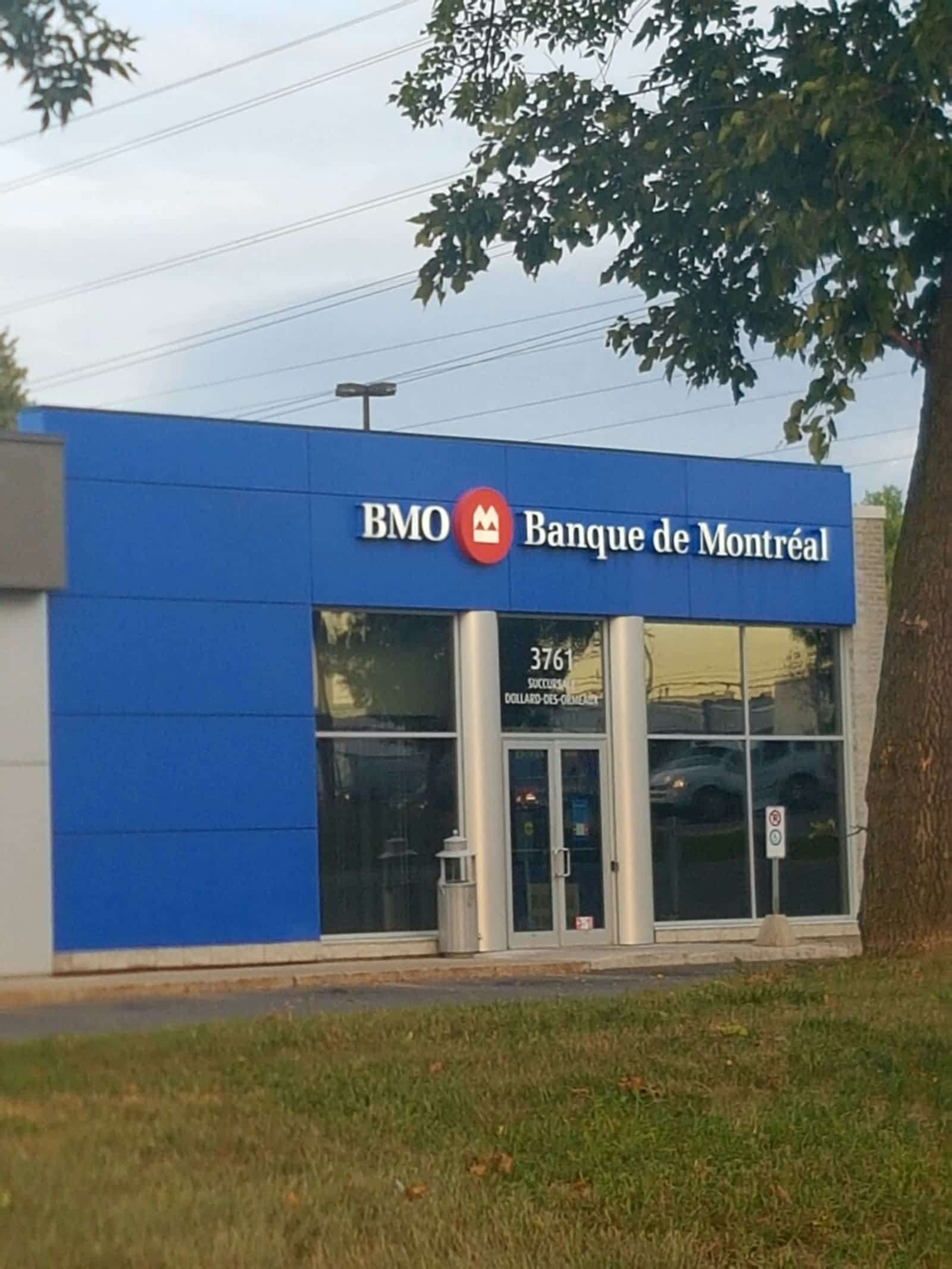 bmo bank of montreal simcoe hours