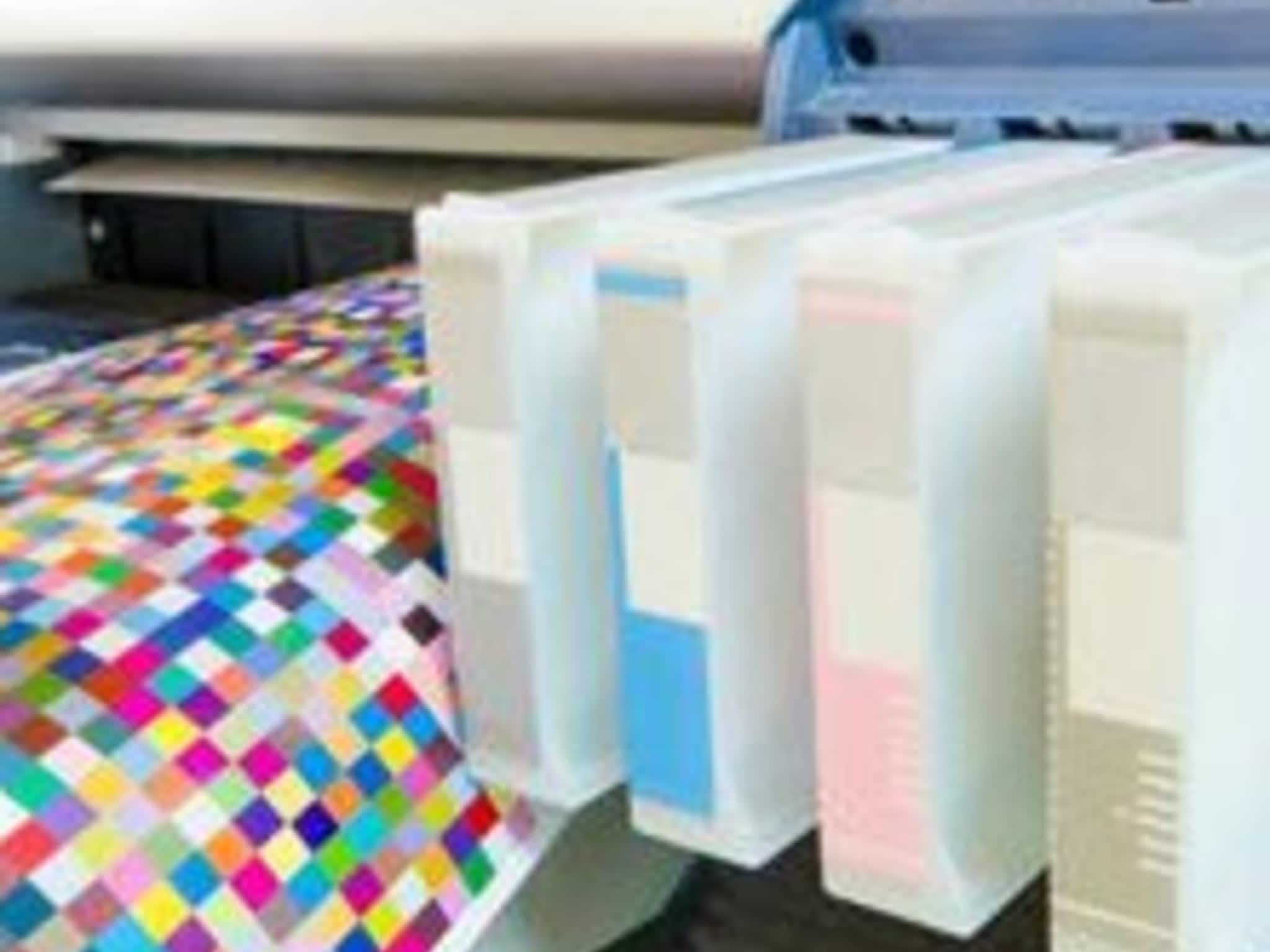 photo R Riverside Press