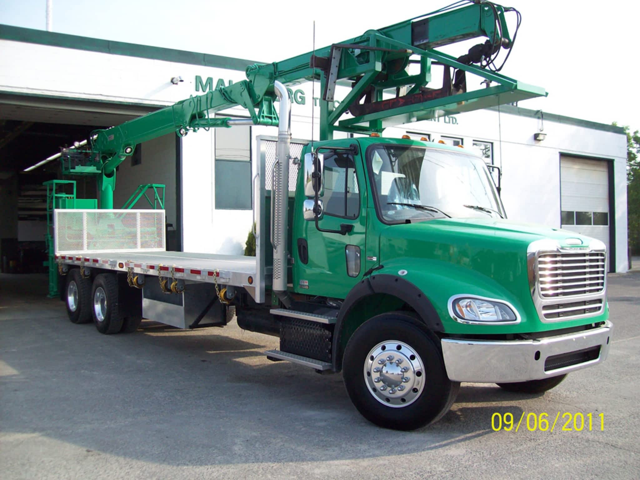 photo Parts For Trucks Inc