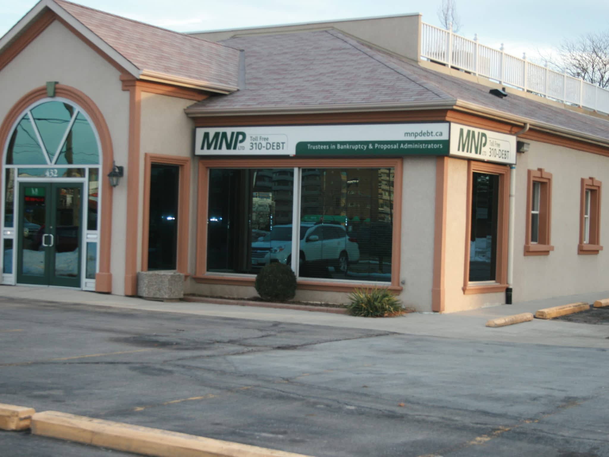 photo MNP Debt - Licensed Insolvency Trustees Bankruptcy & Consumer Proposals