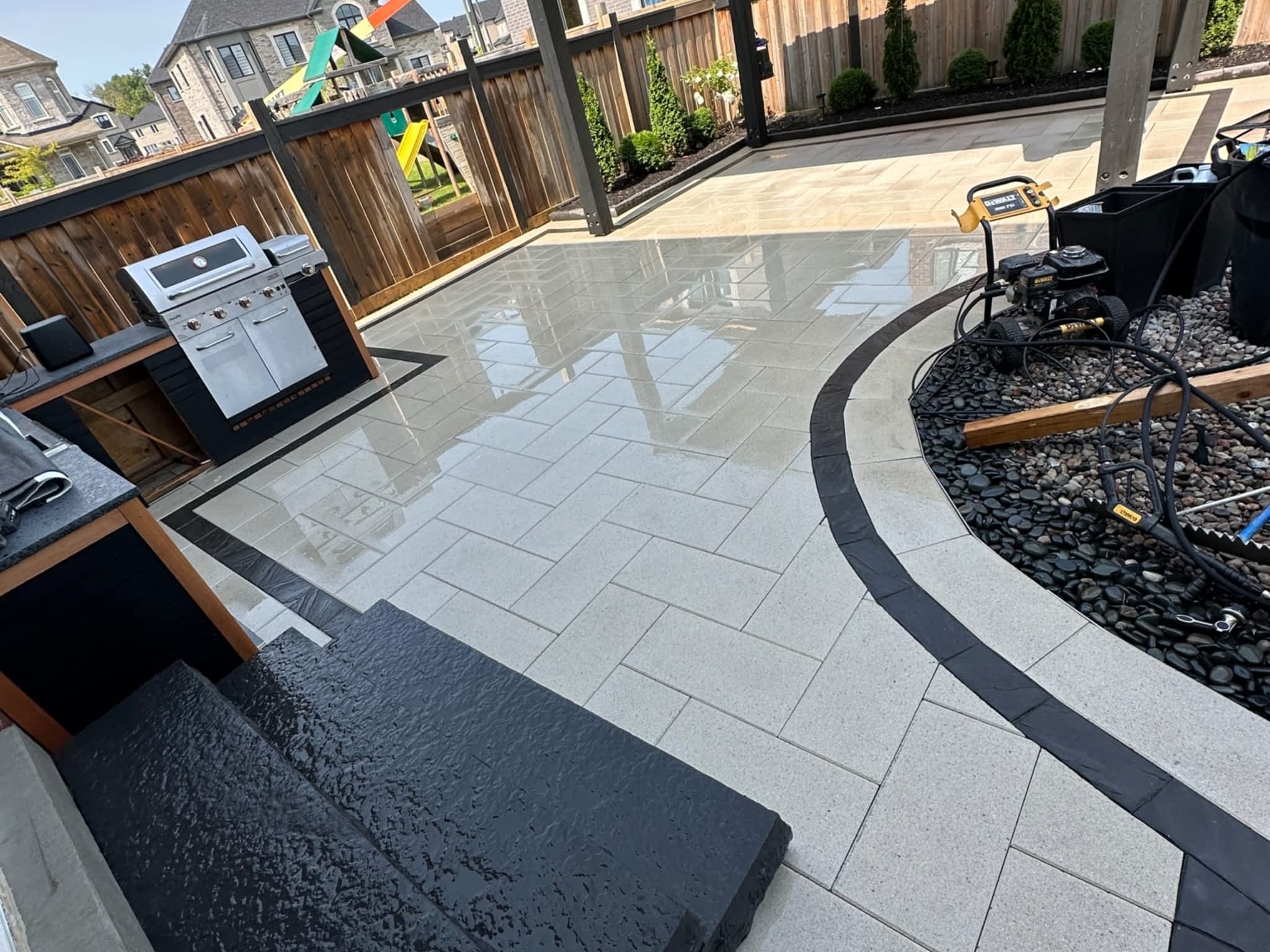 photo Scott and son's Landscape Contruction LTD