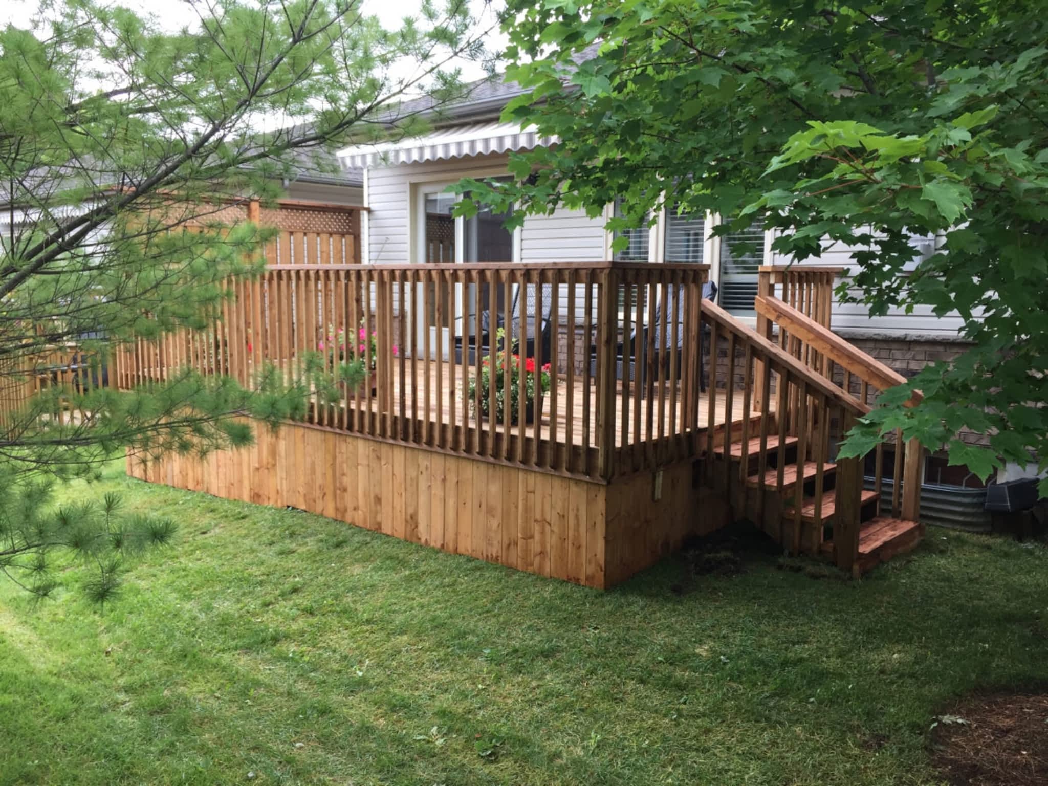 photo Blue Sky Fence & Deck