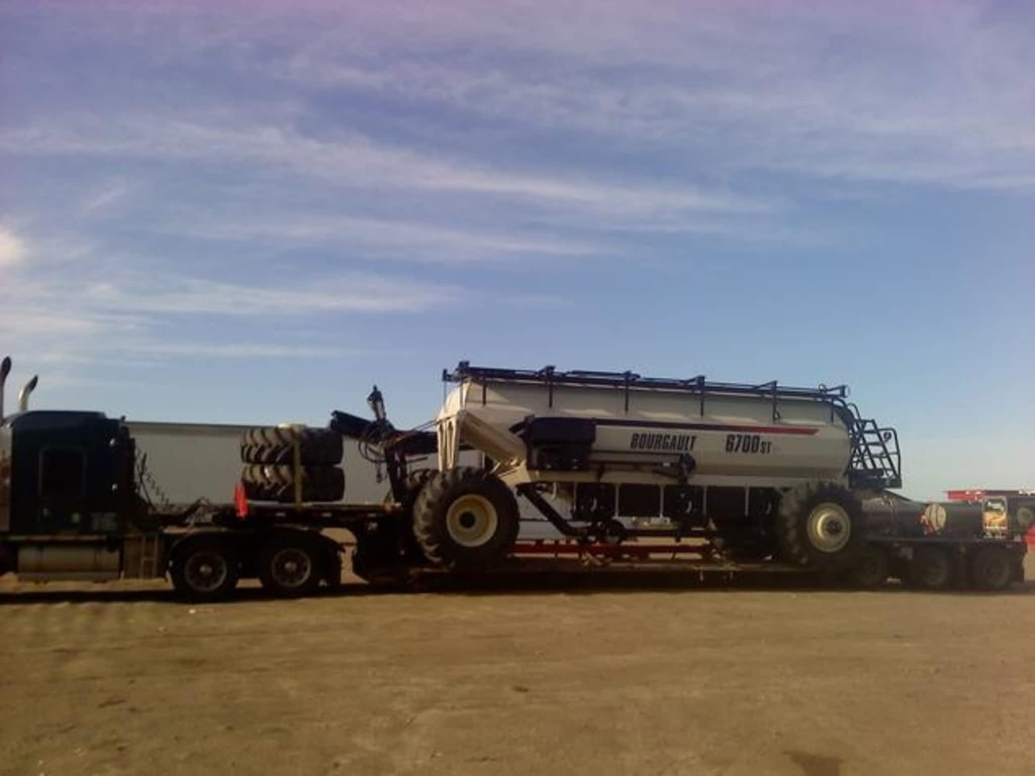 photo Pakrat Towing & Flatdeck Services