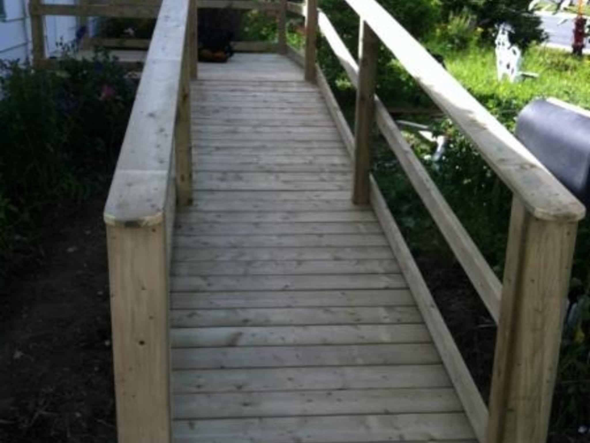 photo M&J's Eavestrough & Contracting