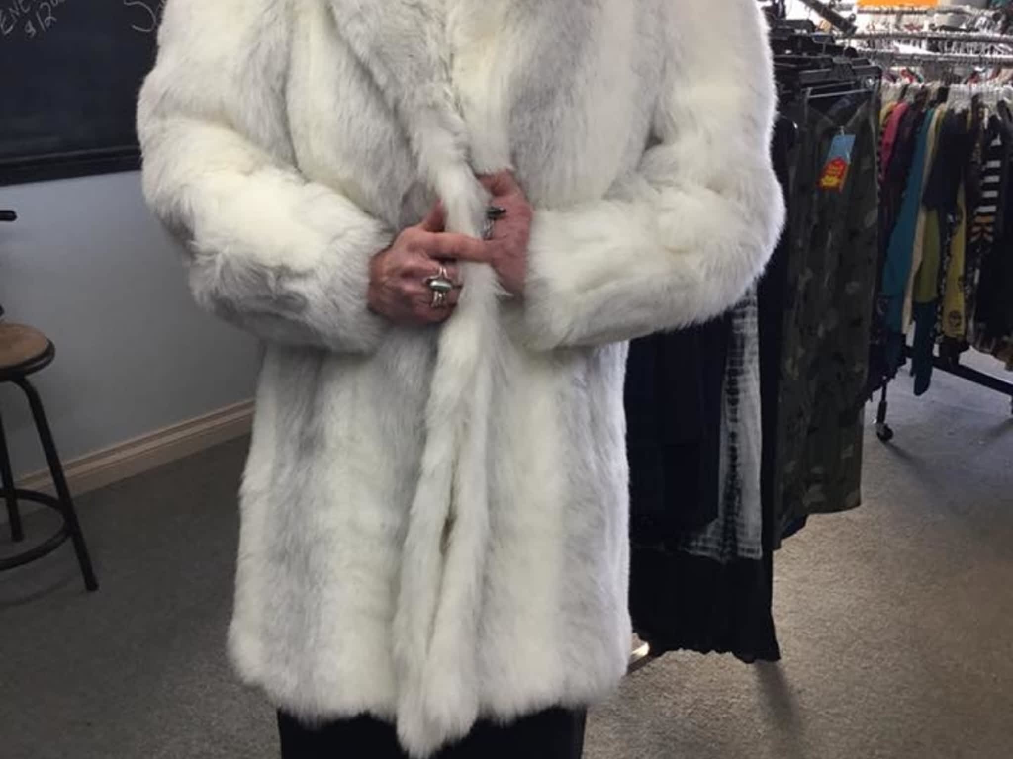 photo Consignment Closet