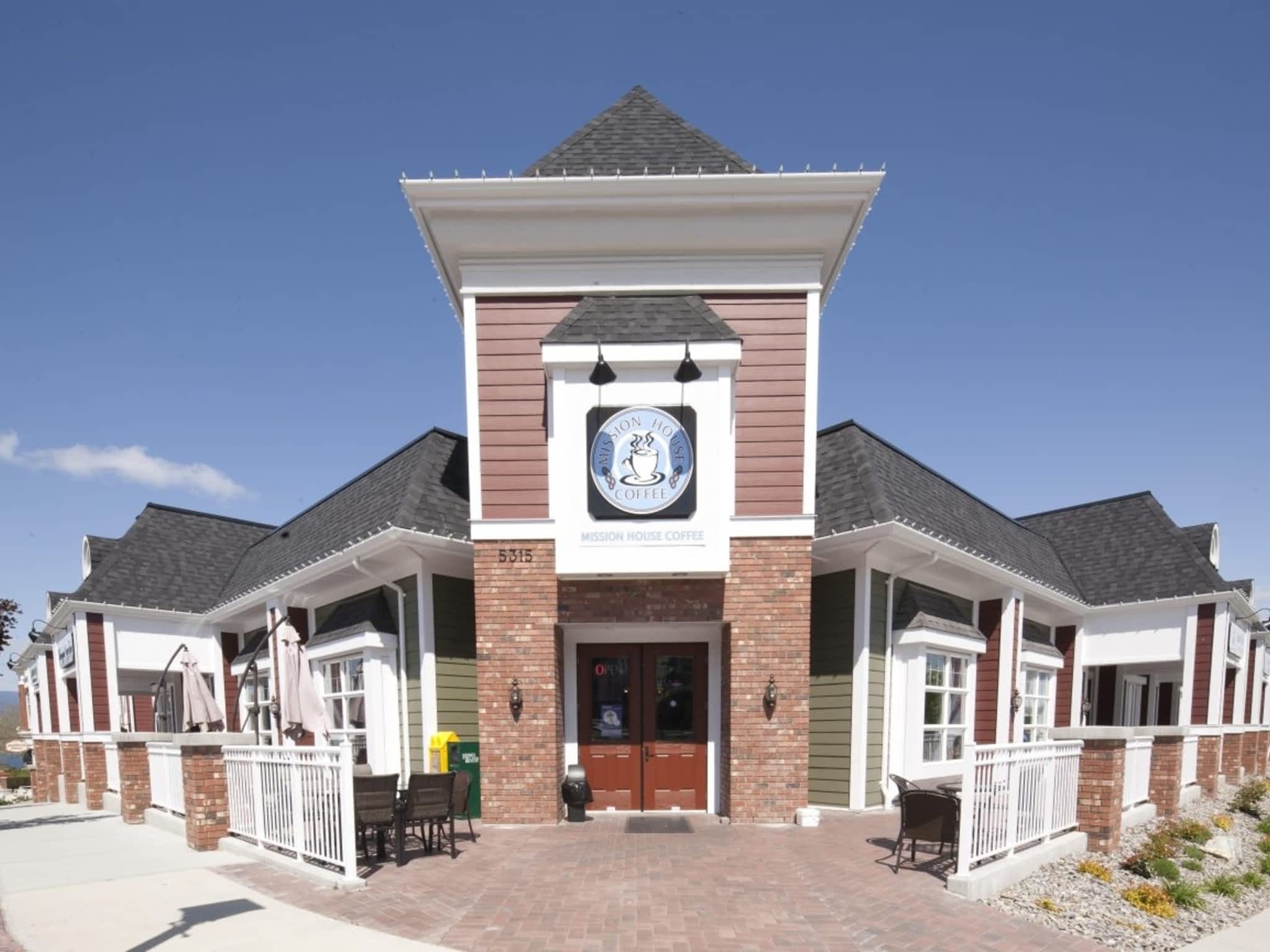 photo Madge Custom Roofing