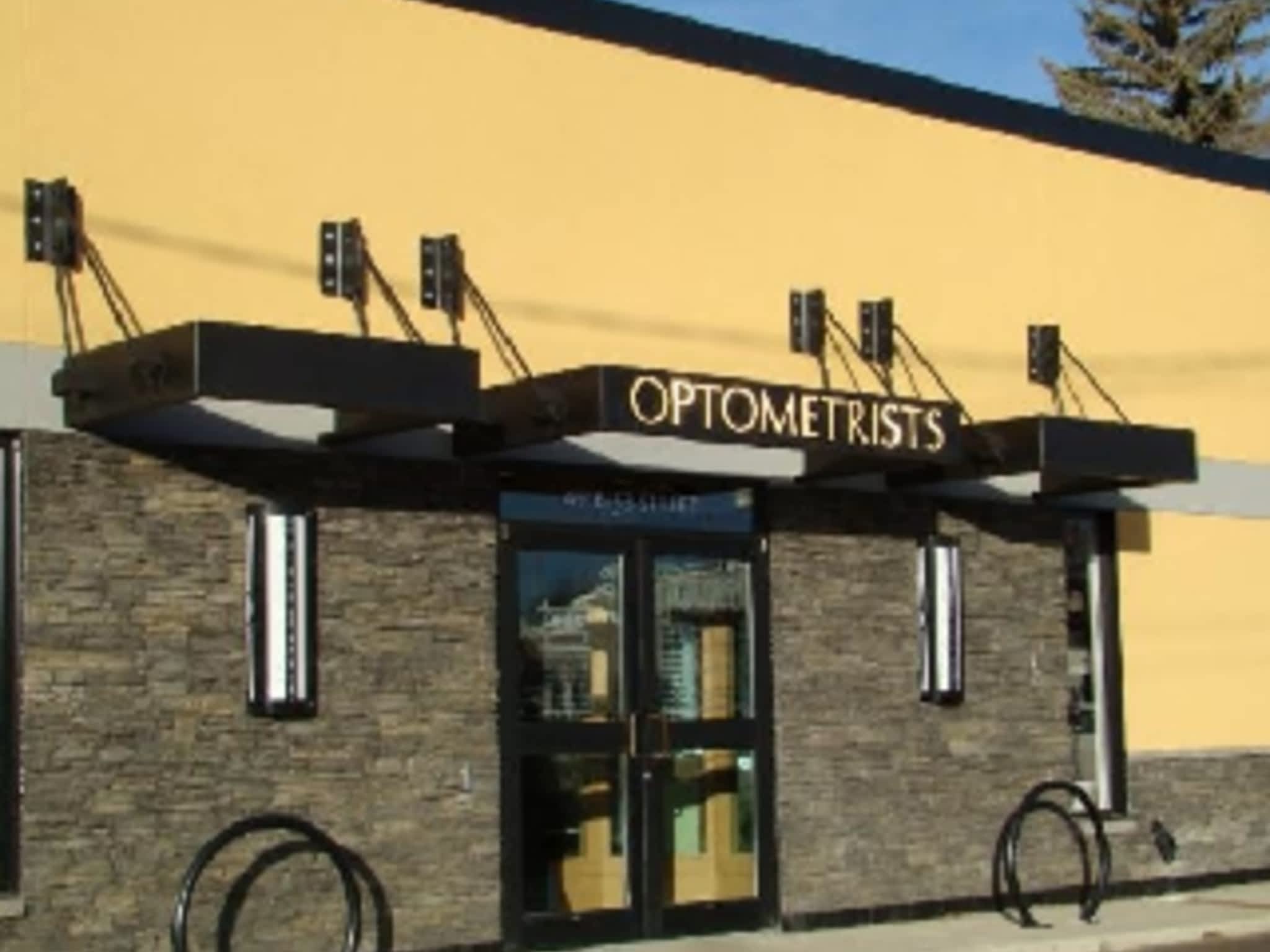 photo Dr Bruce Johnson