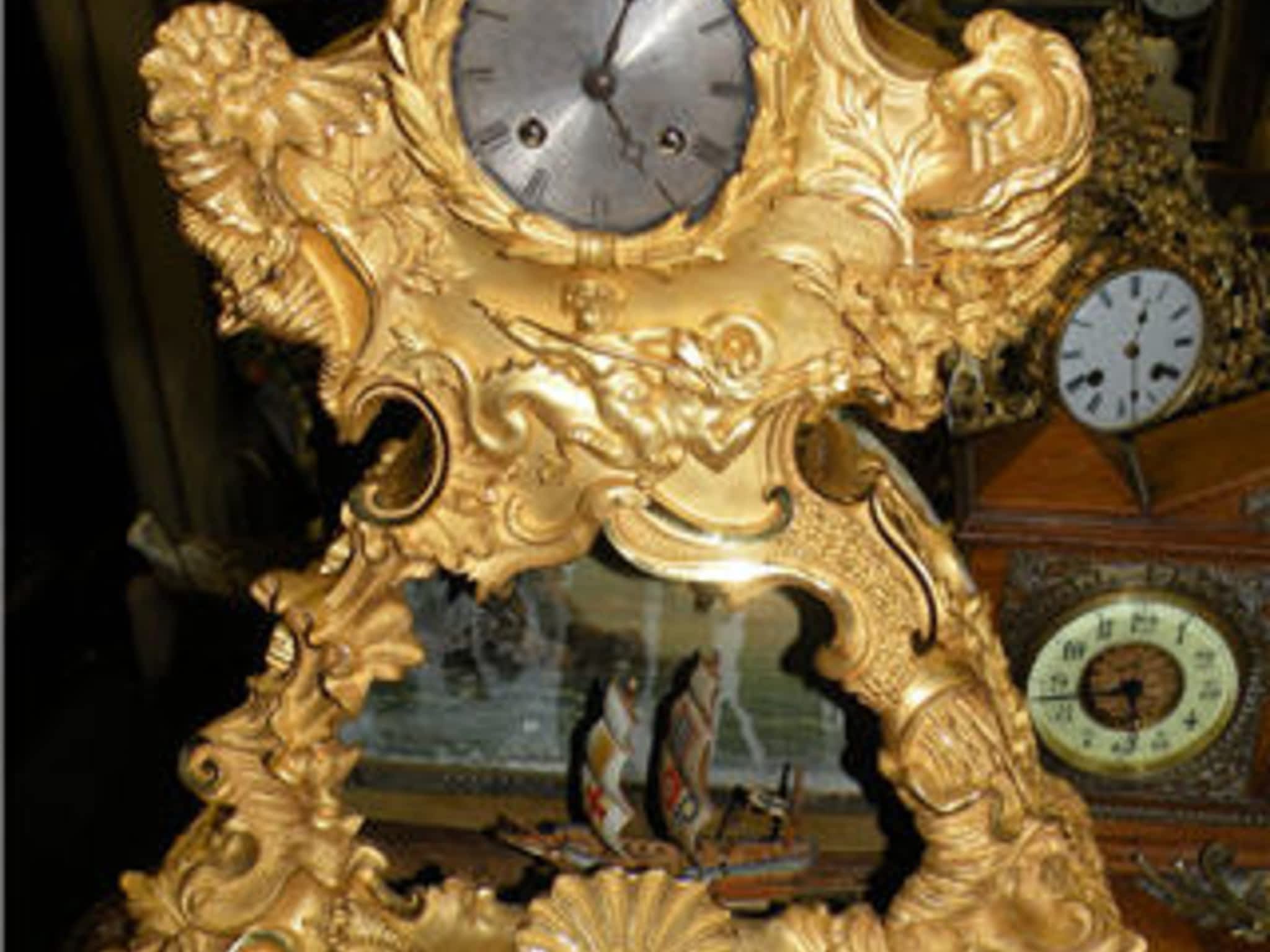 photo Antique Clocks & More