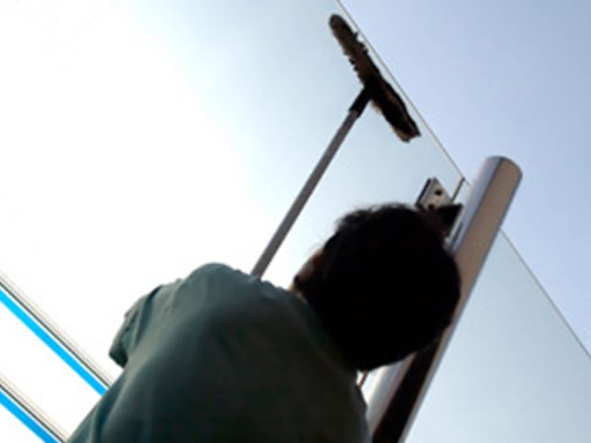 photo Bill's Window Cleaning