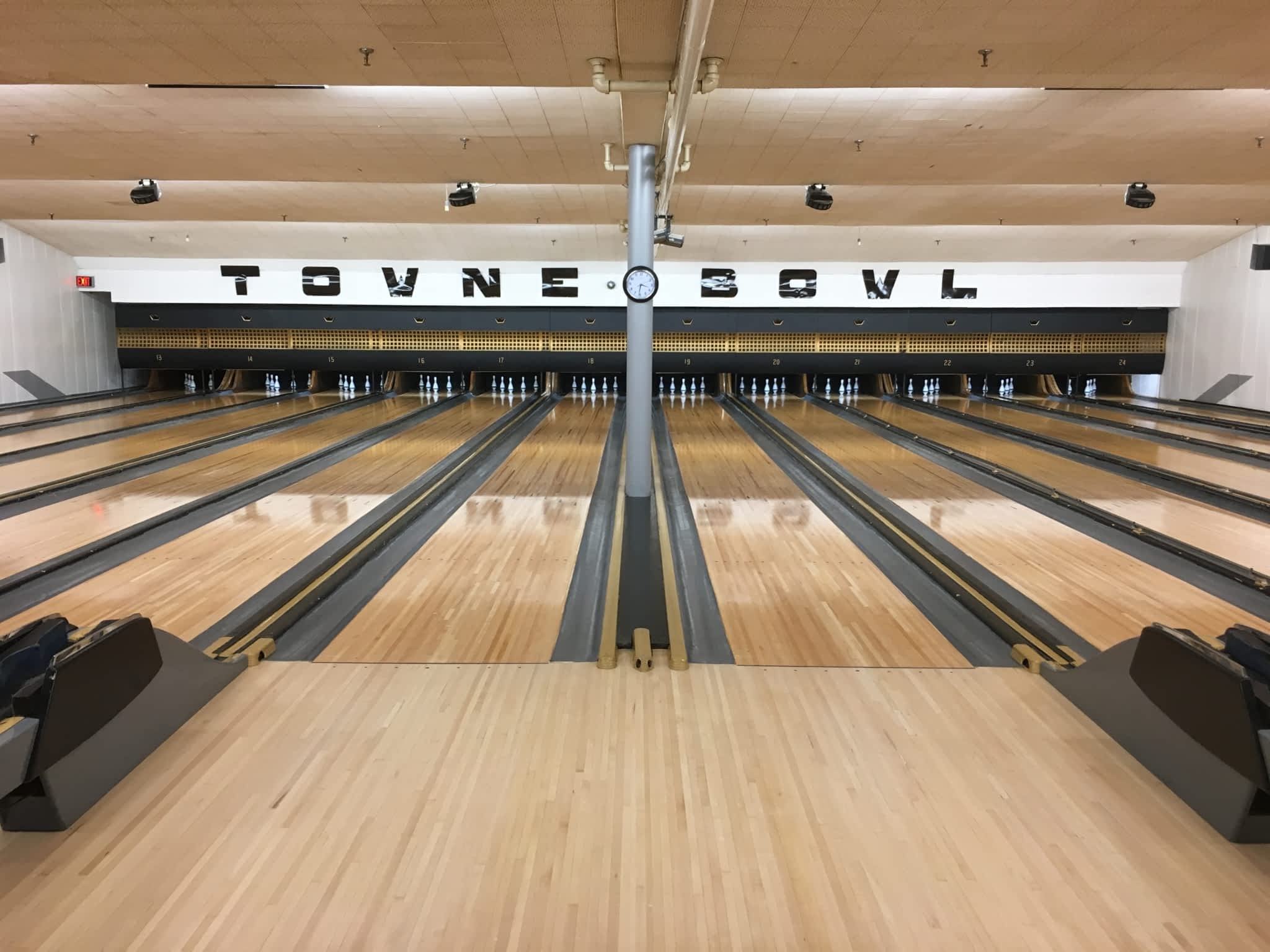 photo Towne Bowl
