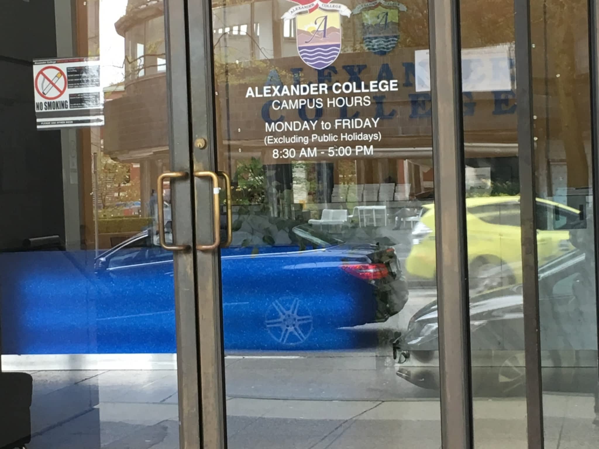 photo Alexander College