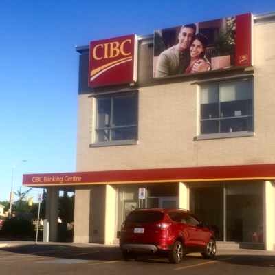 CIBC Branch with ATM - Banques