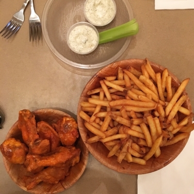 Duff's Famous Wings - Sandwiches et sous-marins