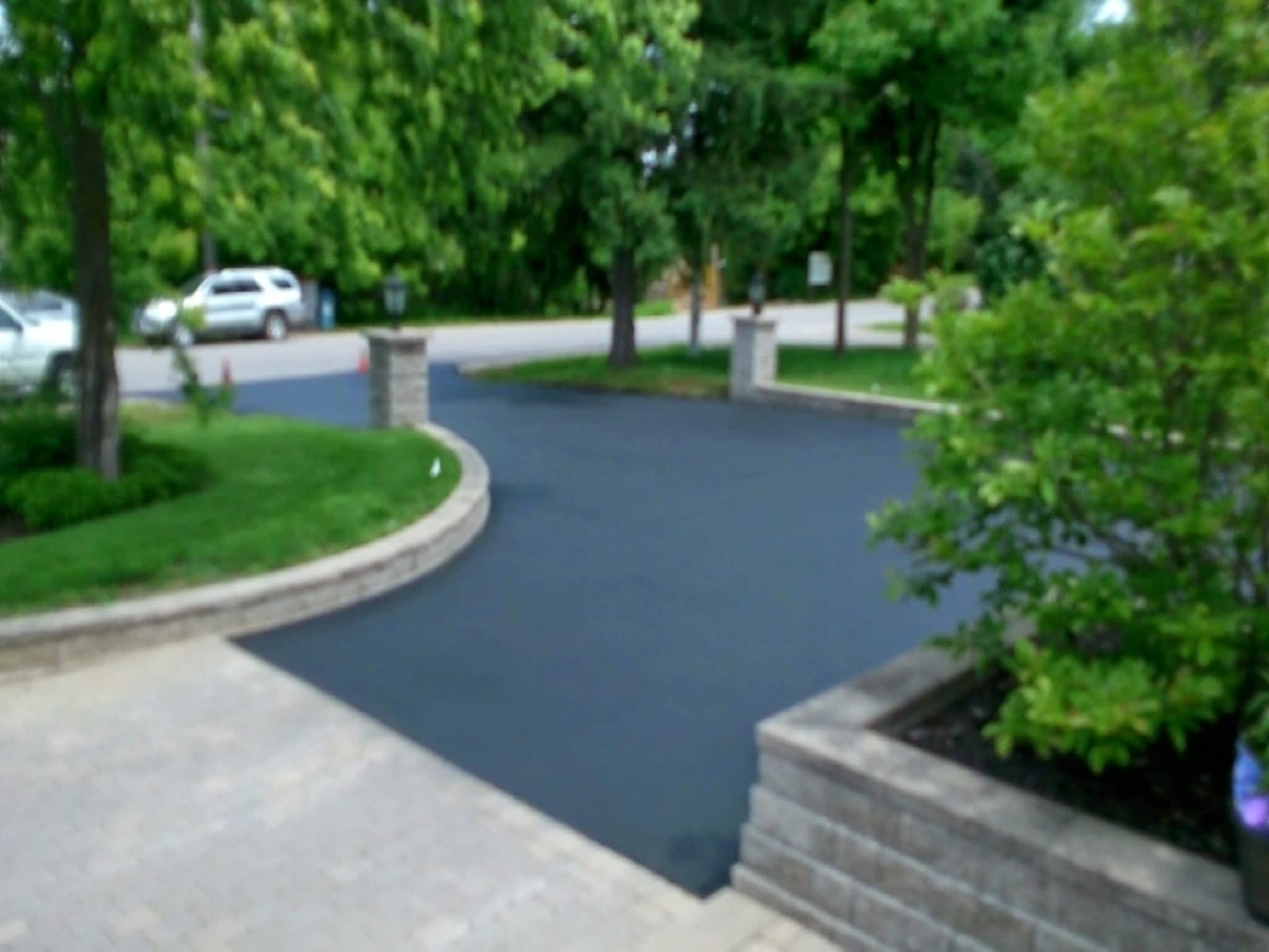 photo Constant Driveway Sealer - Dries In 45 Min.