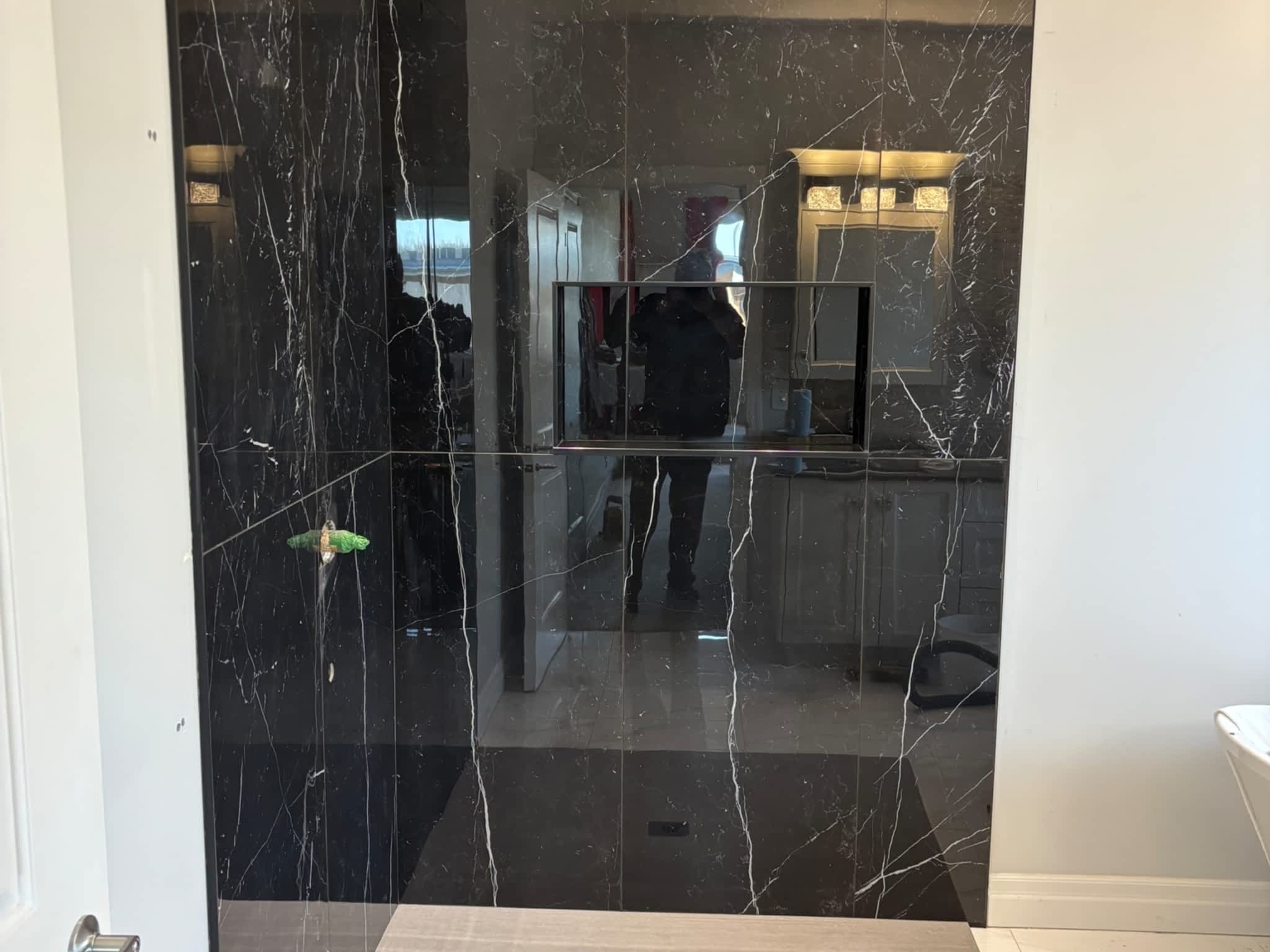 photo Wilson's Tile & Flooring