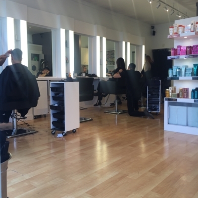 Salon Haze - Salons de coiffure et de beauté