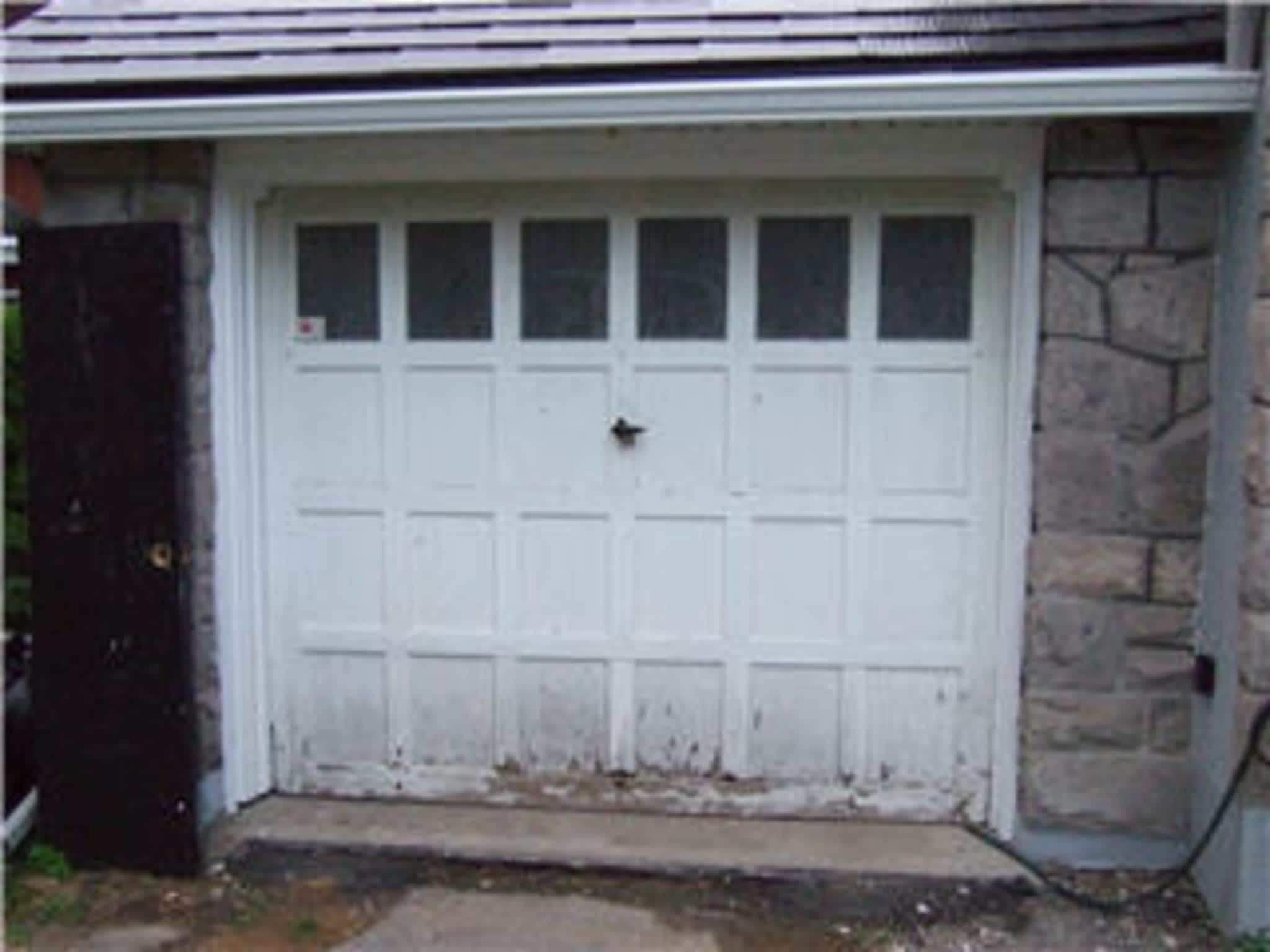 photo Ace Garage Doors Inc