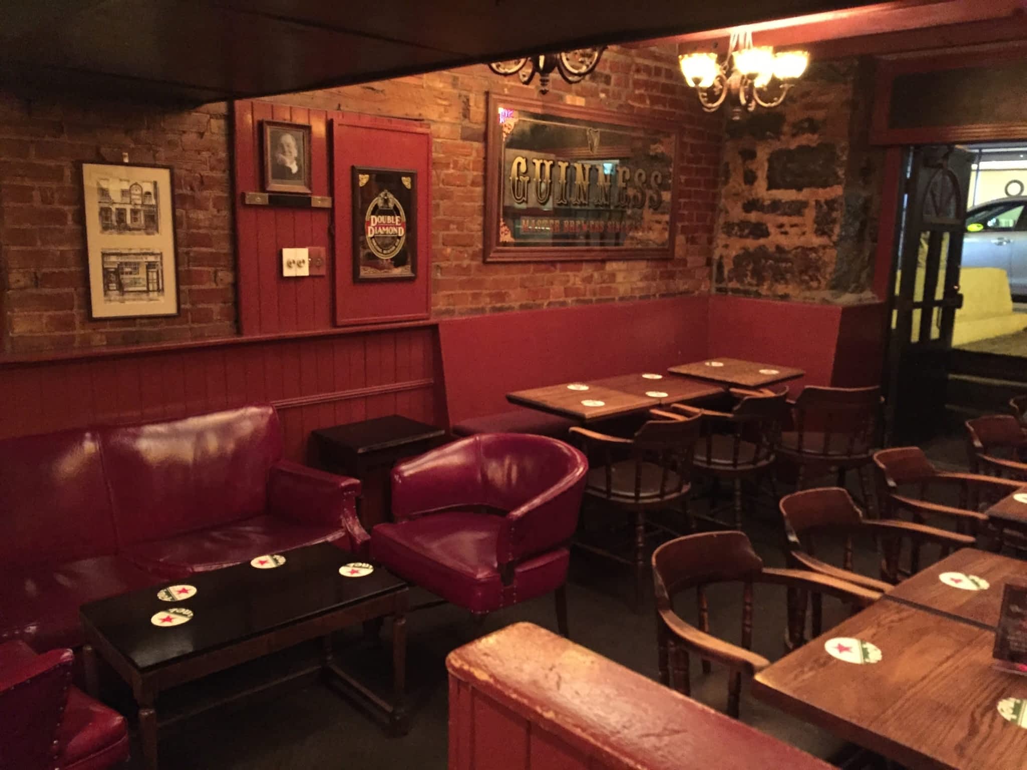 photo Hurley's Irish Pub