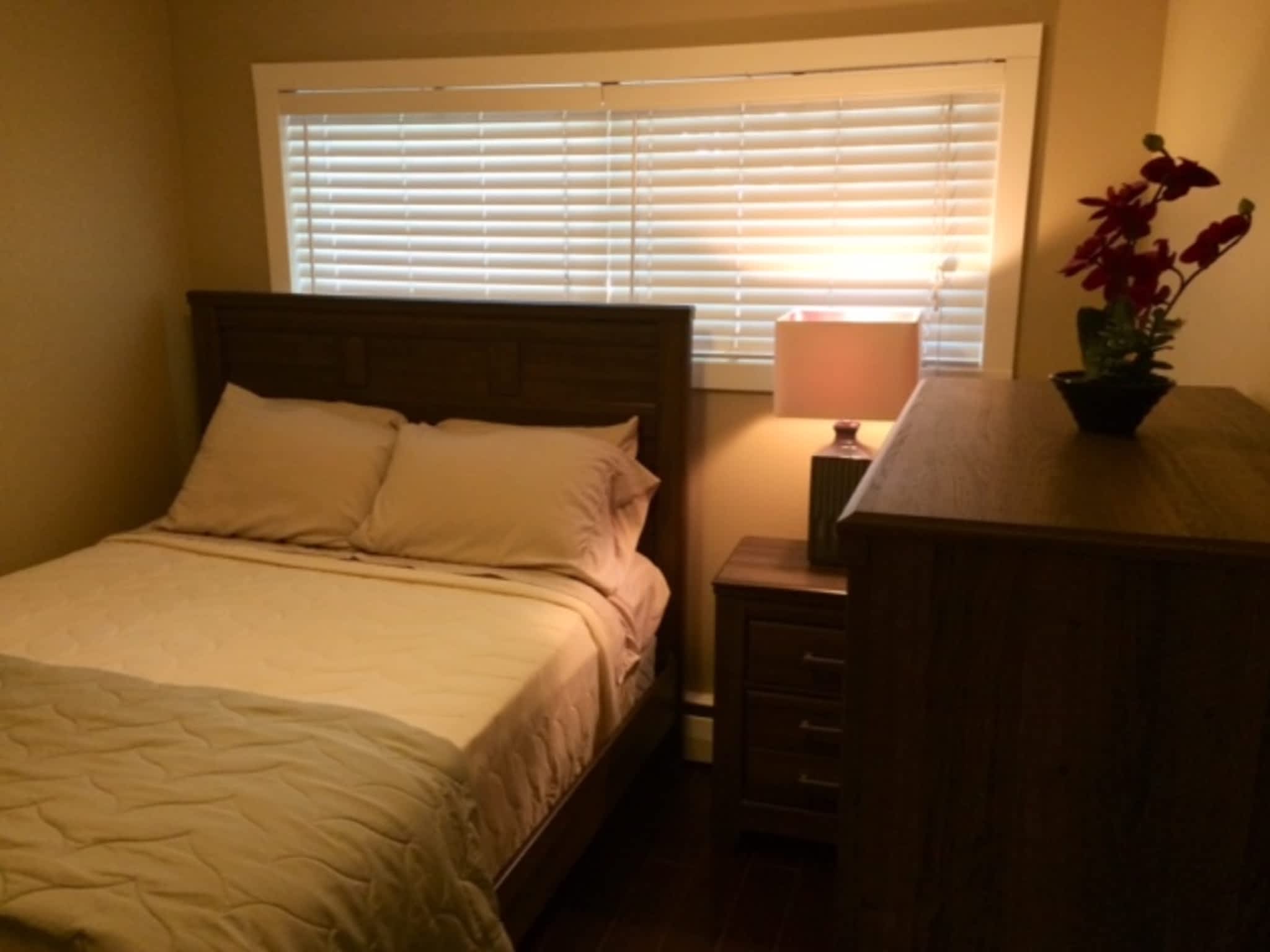 photo New Leaf Interiors + Furnished Rental Suites