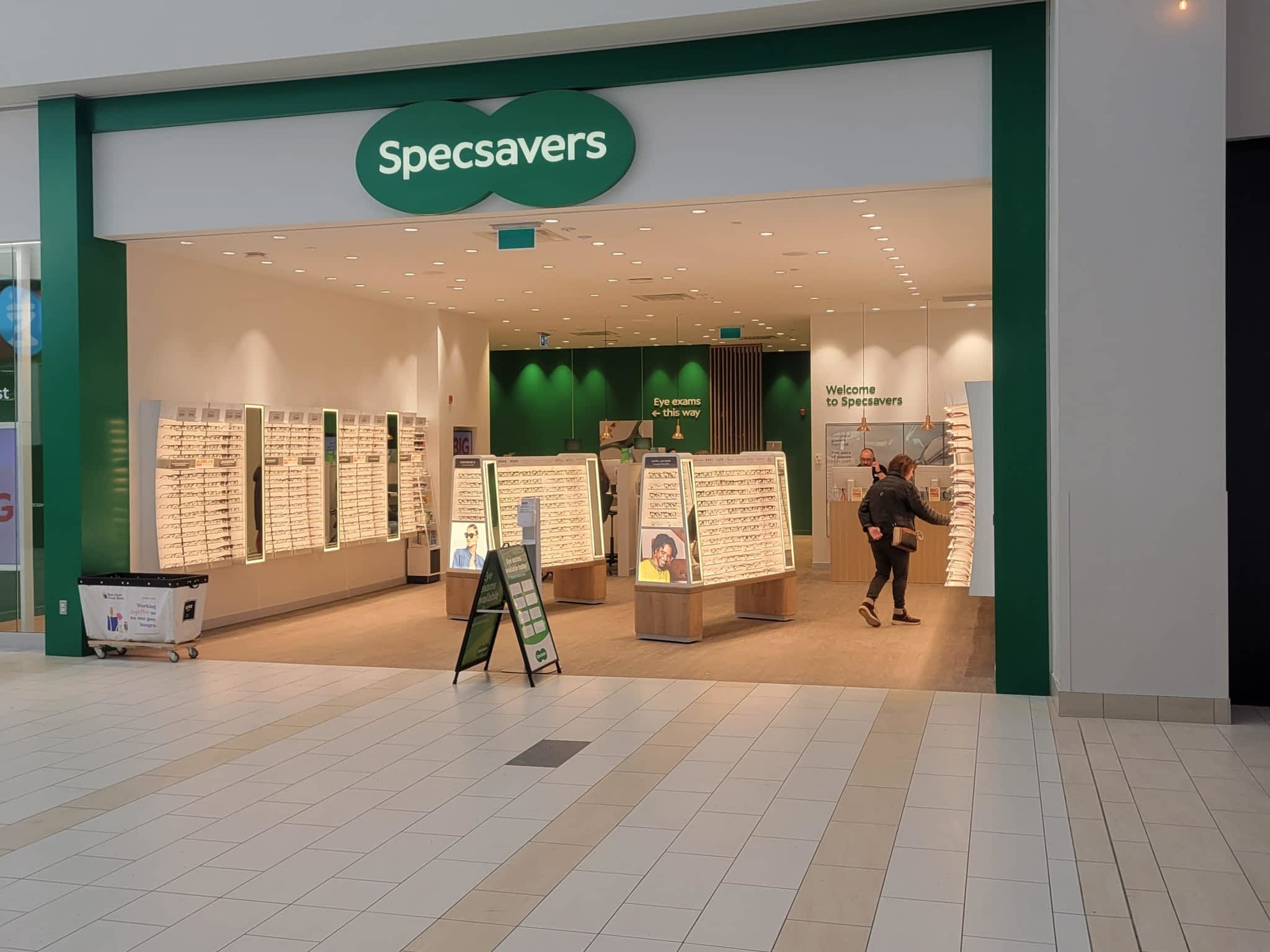 photo Specsavers Bower Place Mall