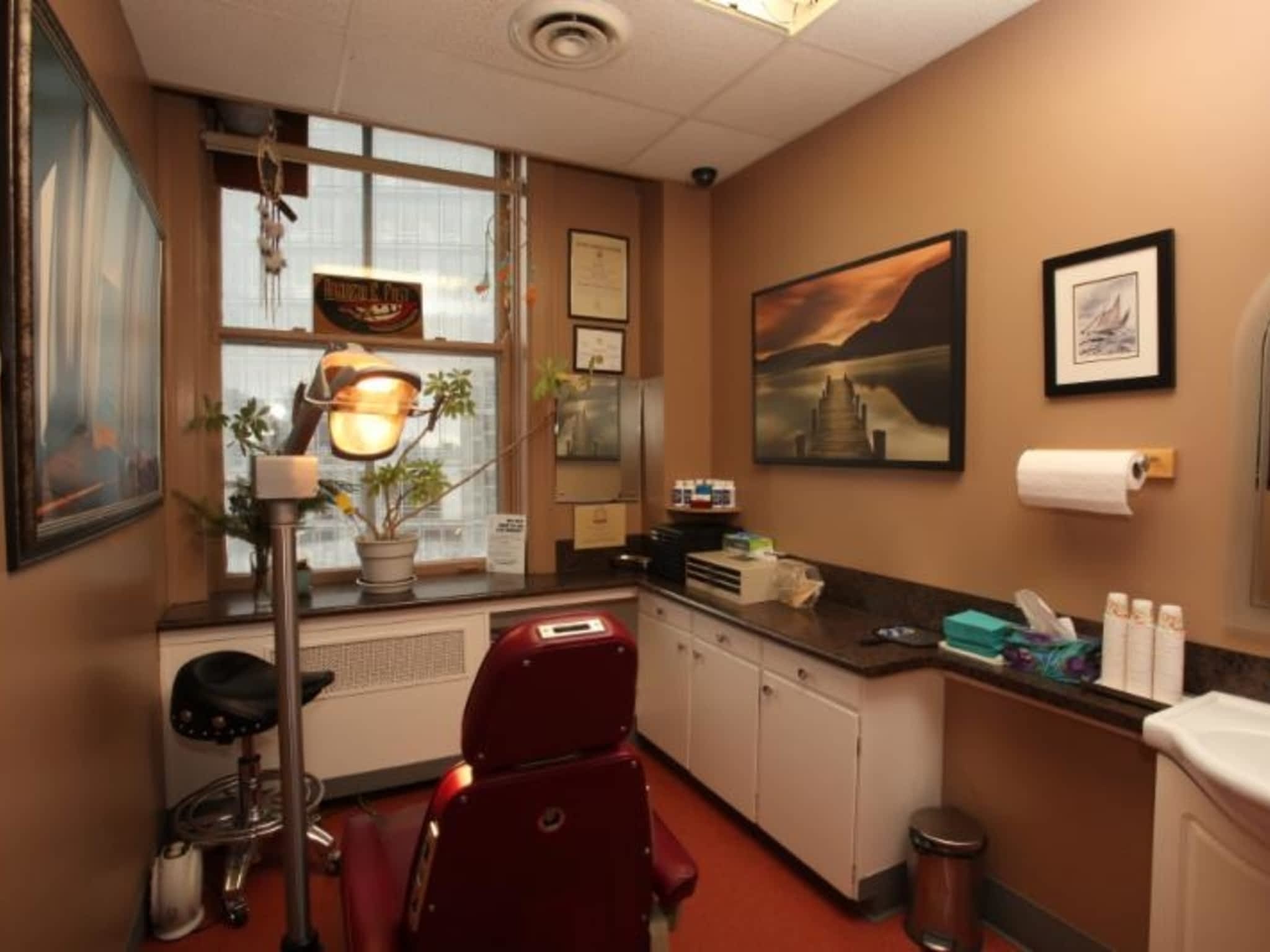 photo Central Park Denture Clinic