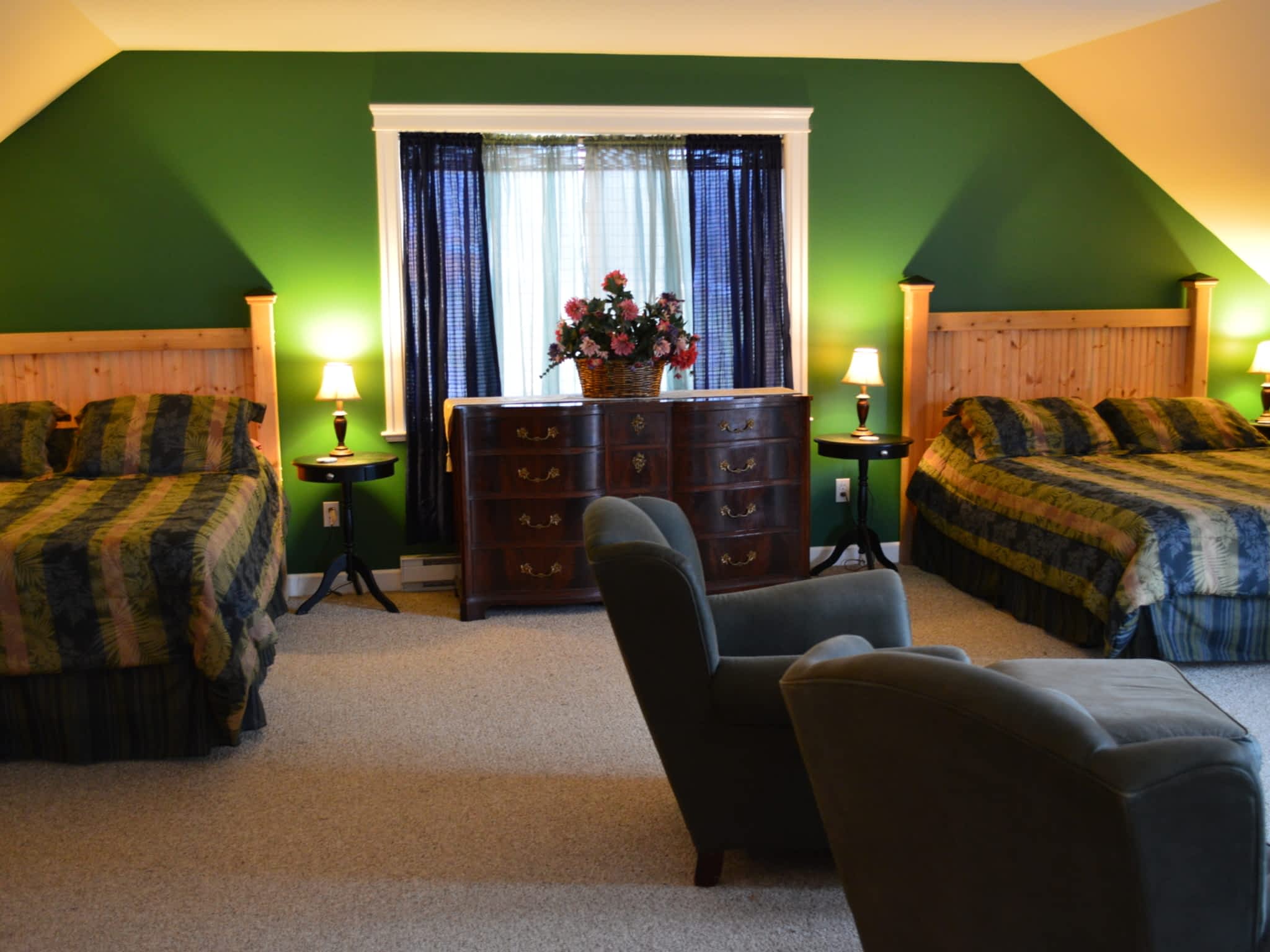 photo Two Eagles Lodge