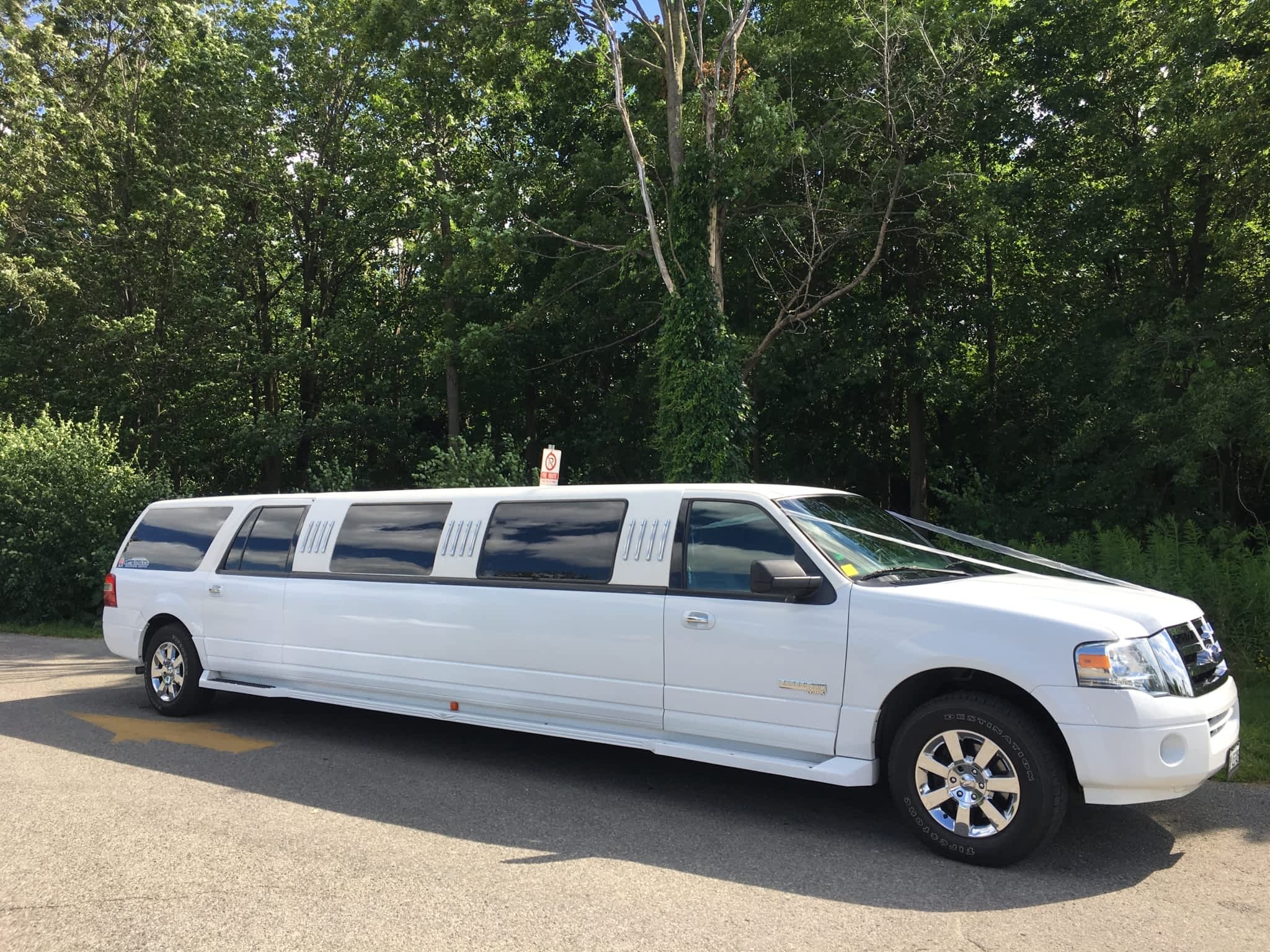 photo Brampton Limousines