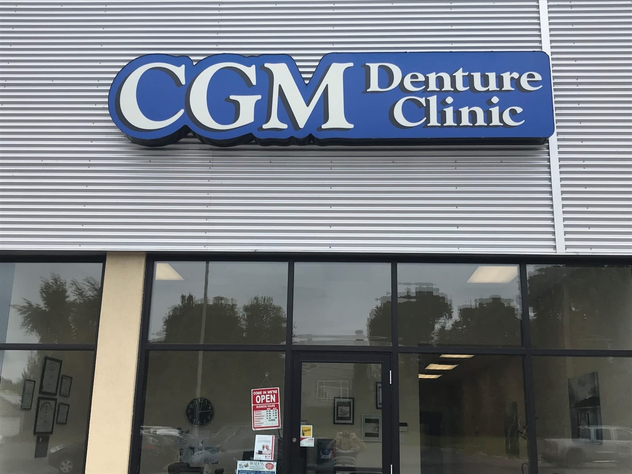 photo CGM Denture Clinic