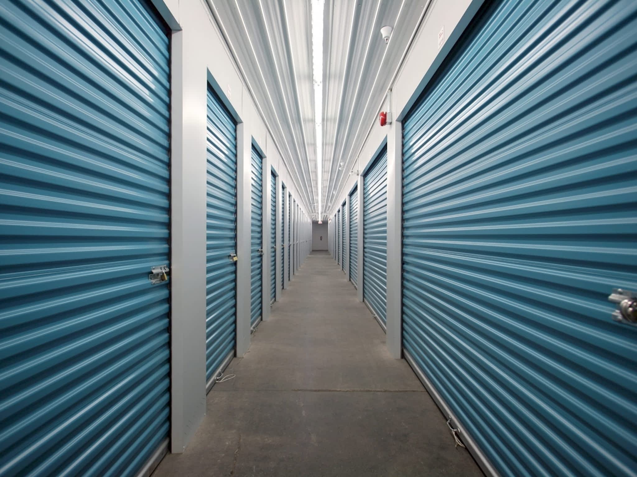 photo Apple Self Storage - Waterloo