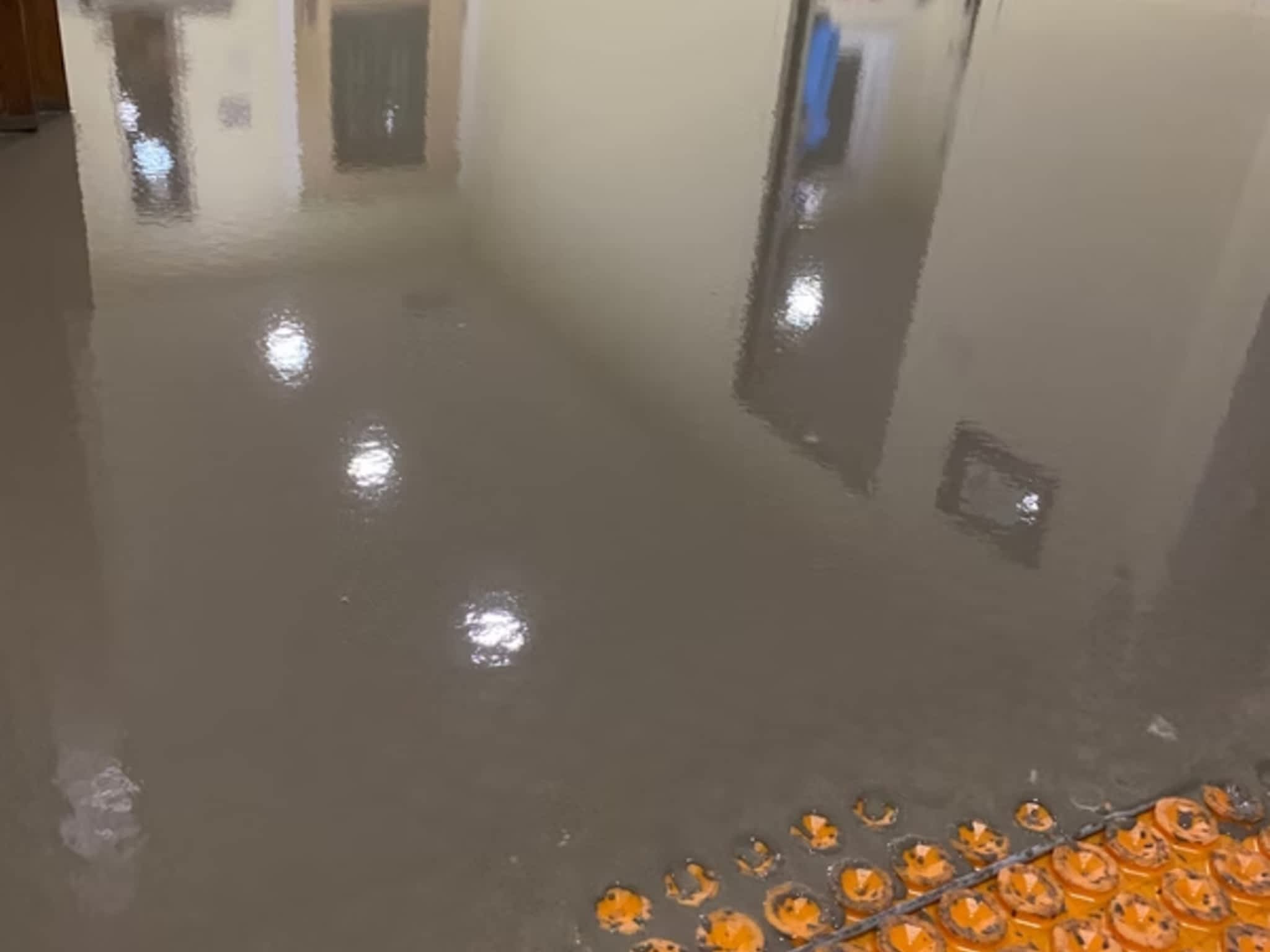 photo Executive Surfaces