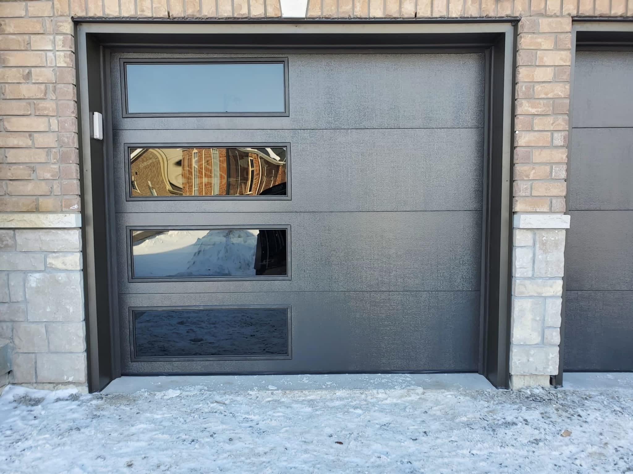 photo Motion Garage Doors