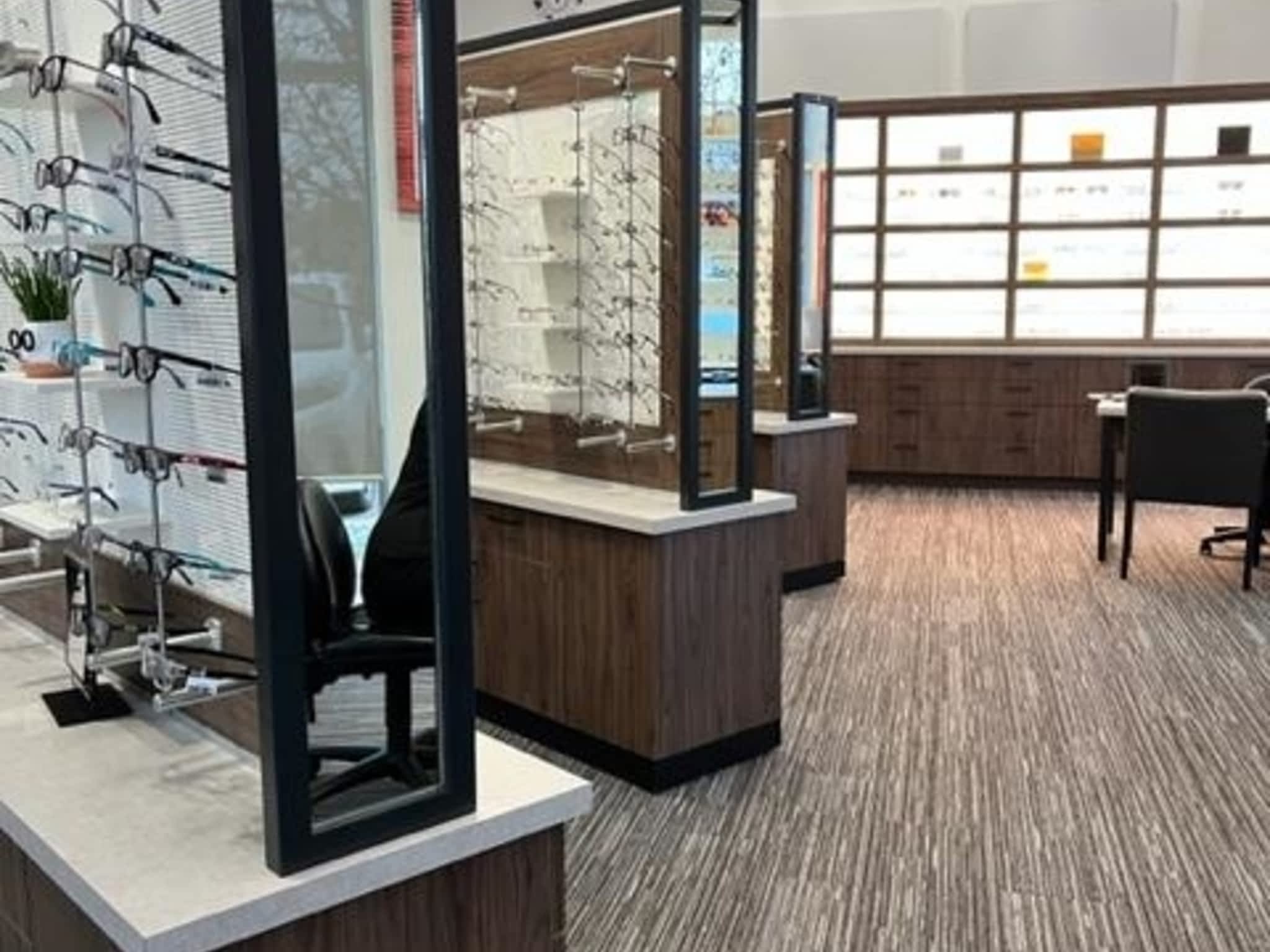 photo Hauck Vision and Hearing - Red Deer - Village Mall