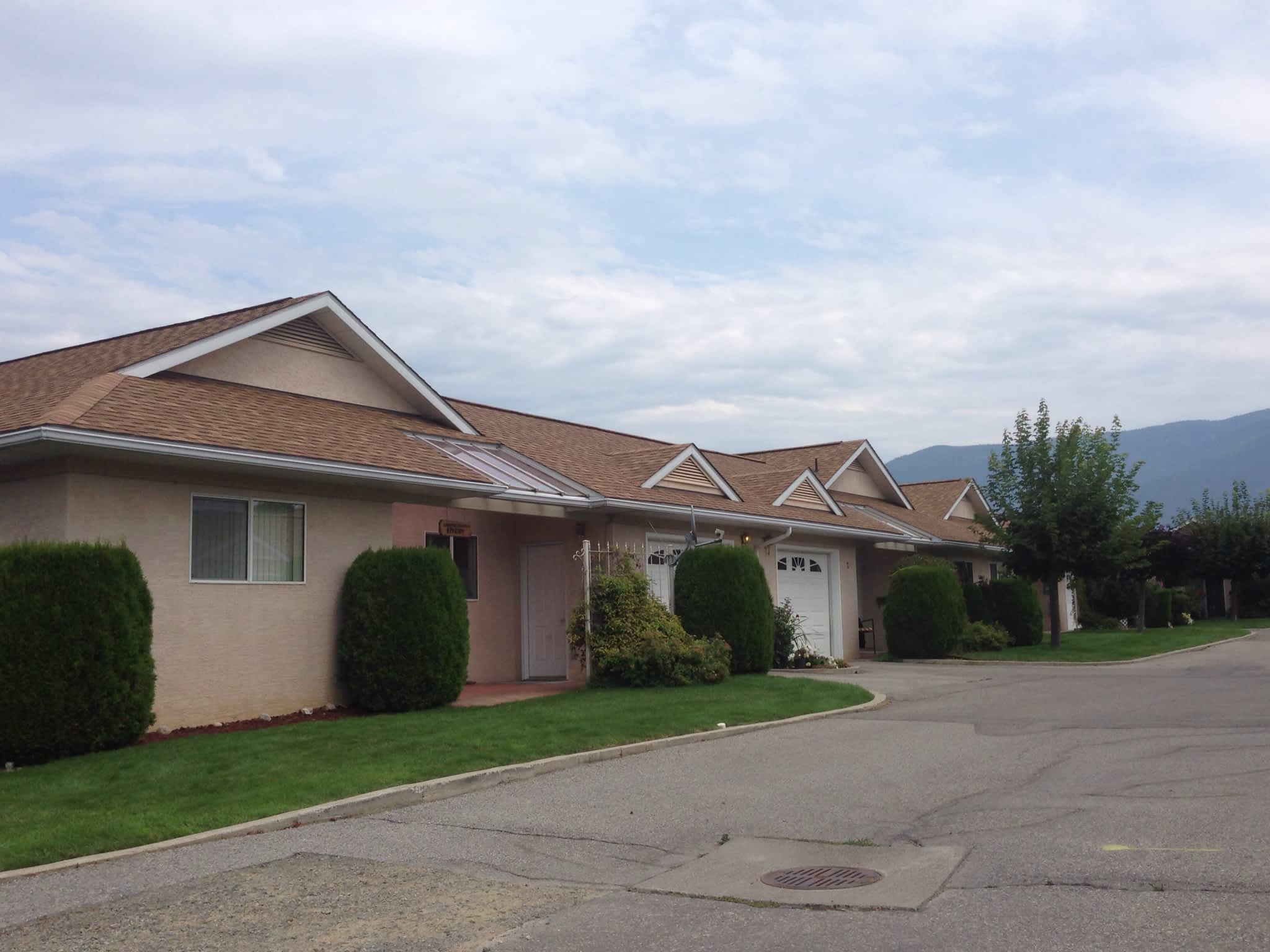 photo Phil's Roofing