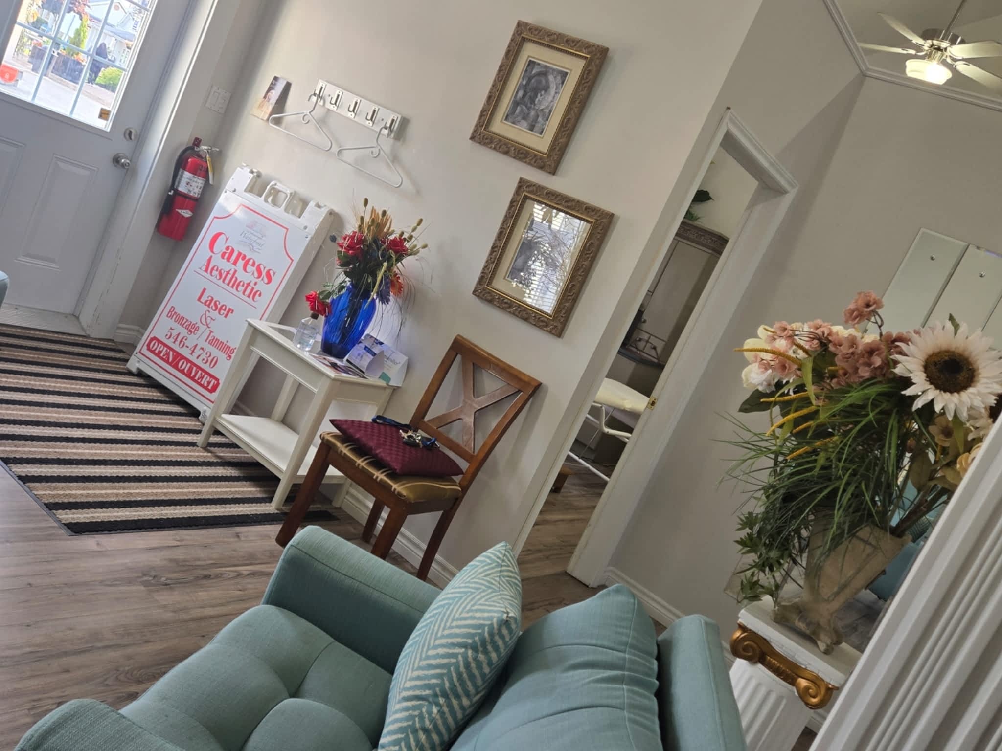 photo Caress Aesthetic