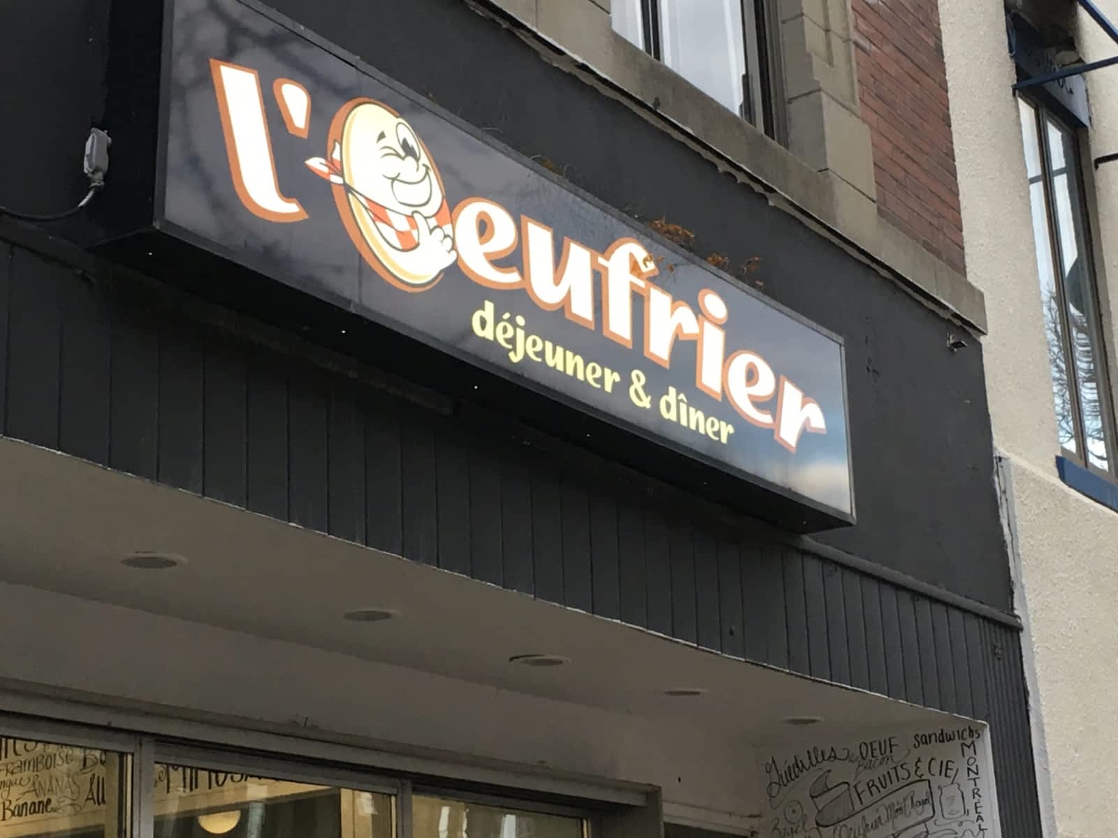 L'Oeufrier Menu, Horaire et Prix 2017, av du MontRoyal E, Montréal, QC