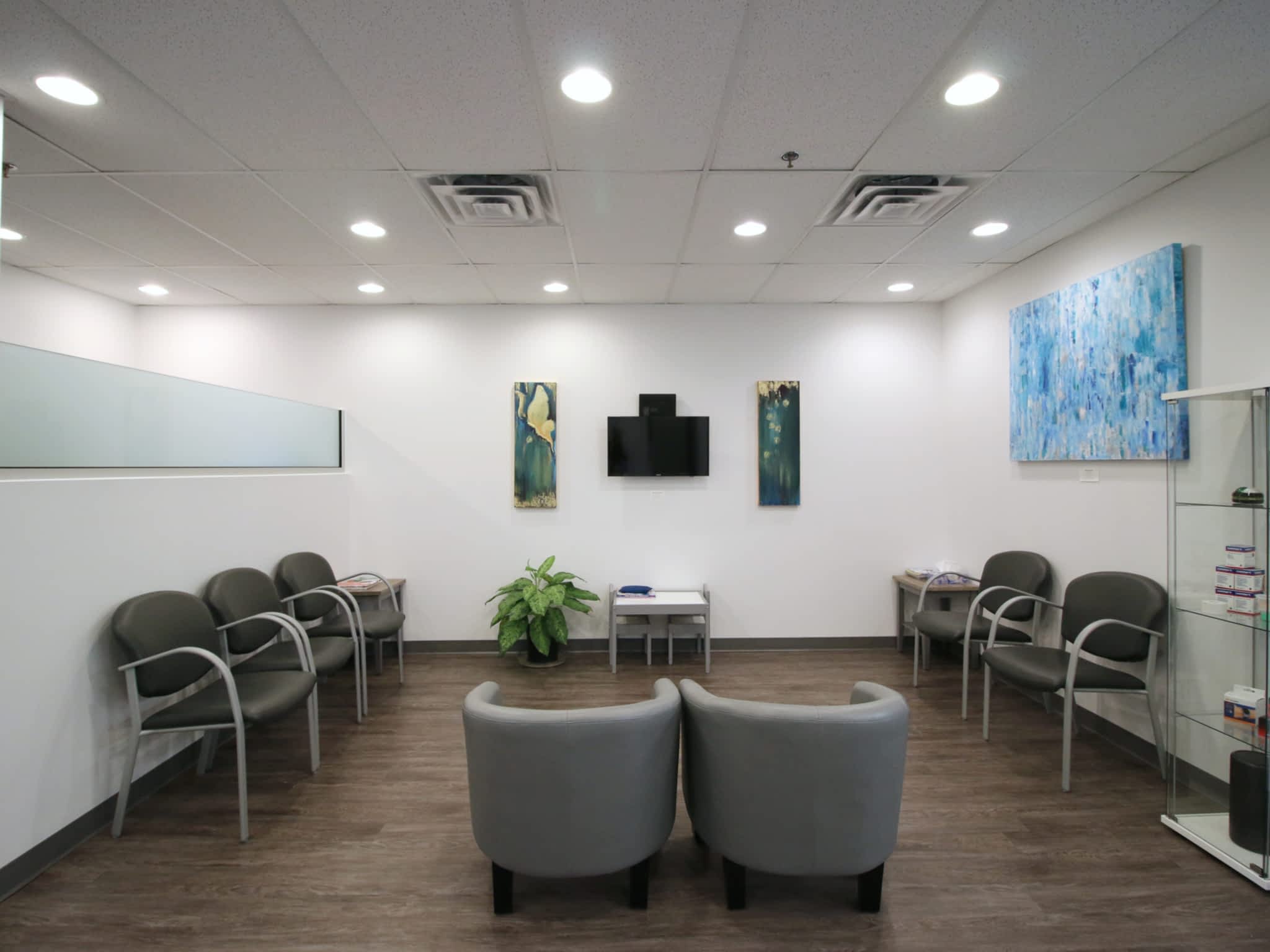 photo Max Health Institute & Physiotherapy