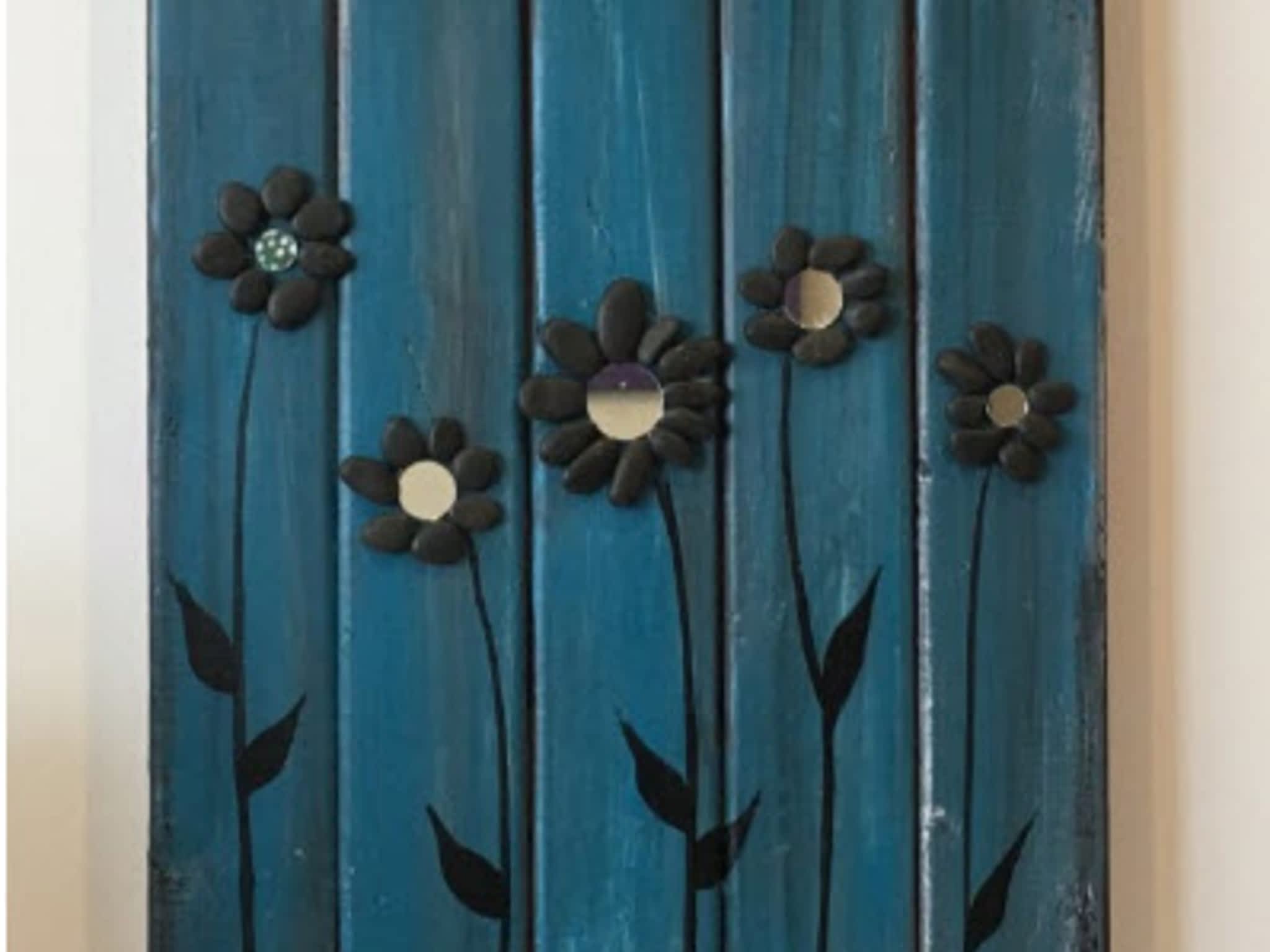 photo Colours N Corks