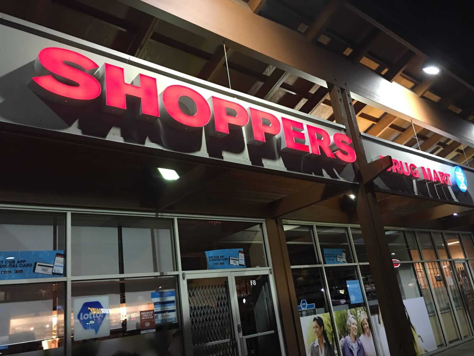 shoppers-drug-mart-opening-hours-f8-1410-parkway-blvd-coquitlam-bc