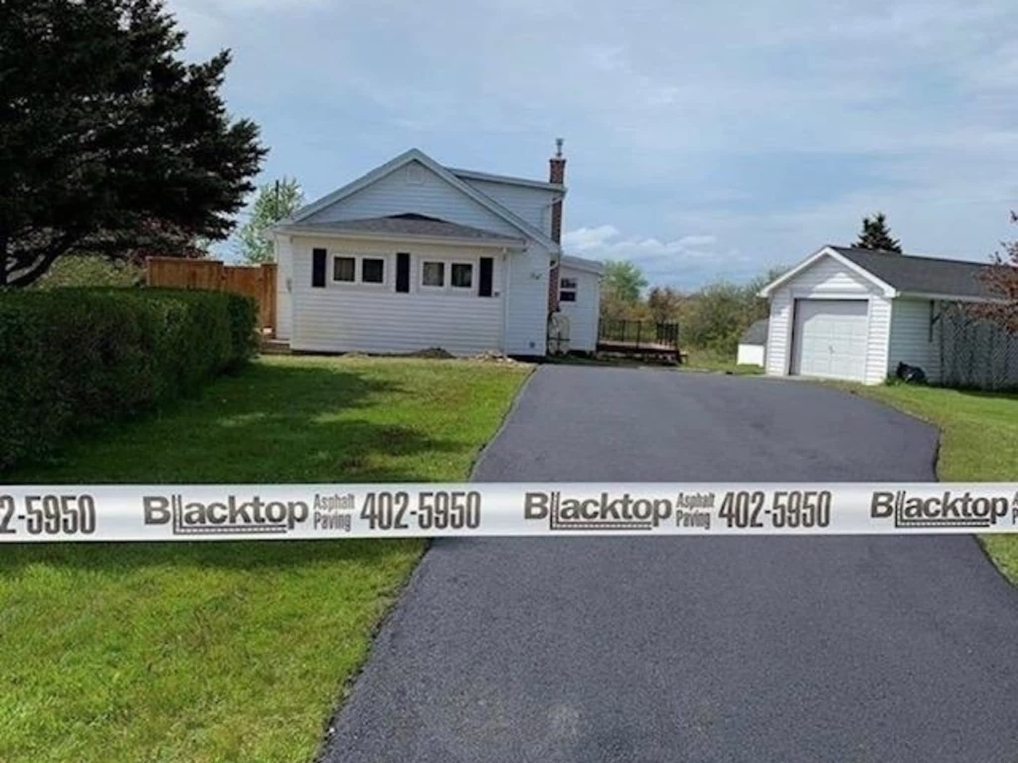 photo Blacktop Paving