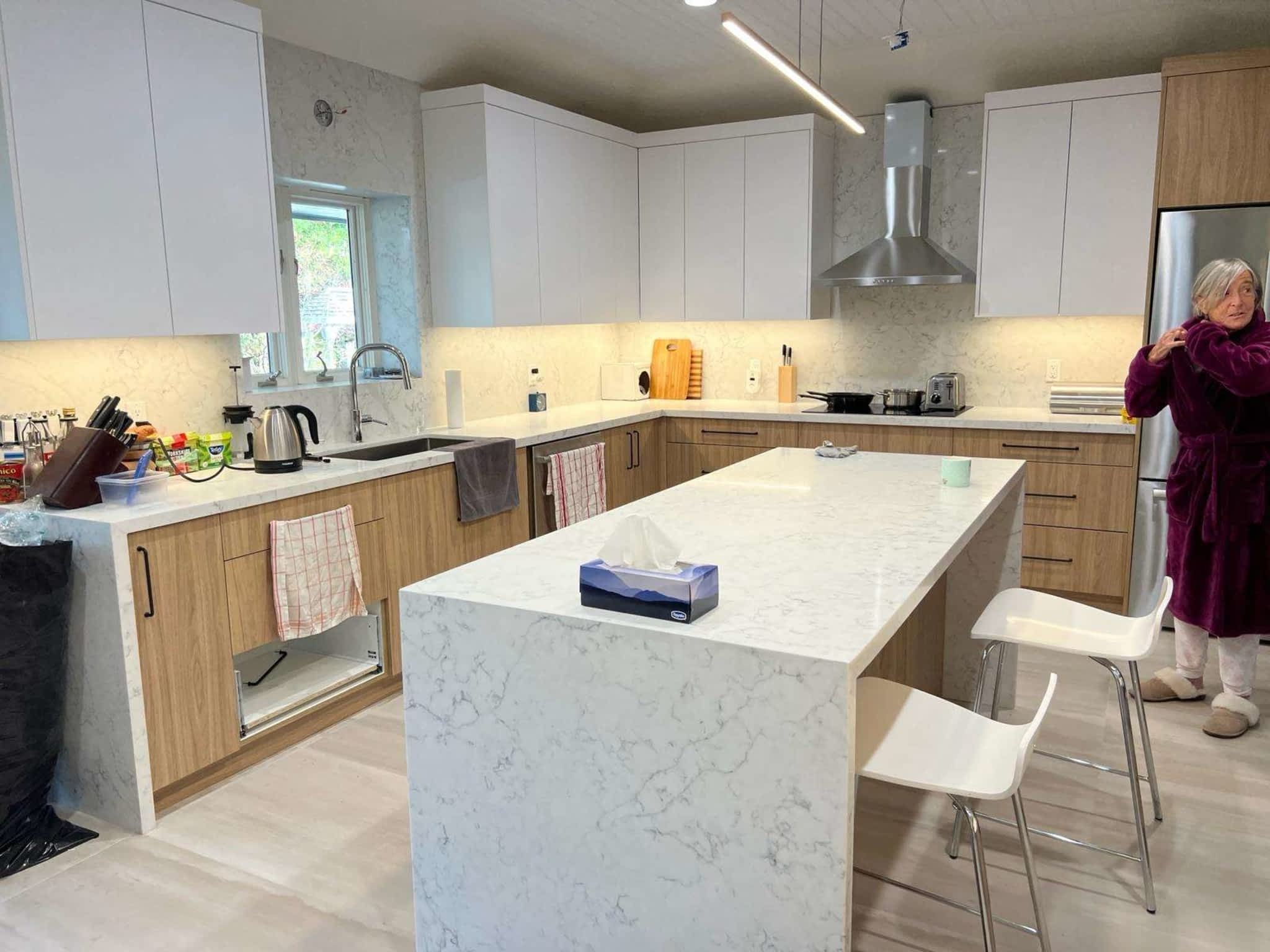 photo Granite Marble & Quartz Porcelain Aries Counter Tops