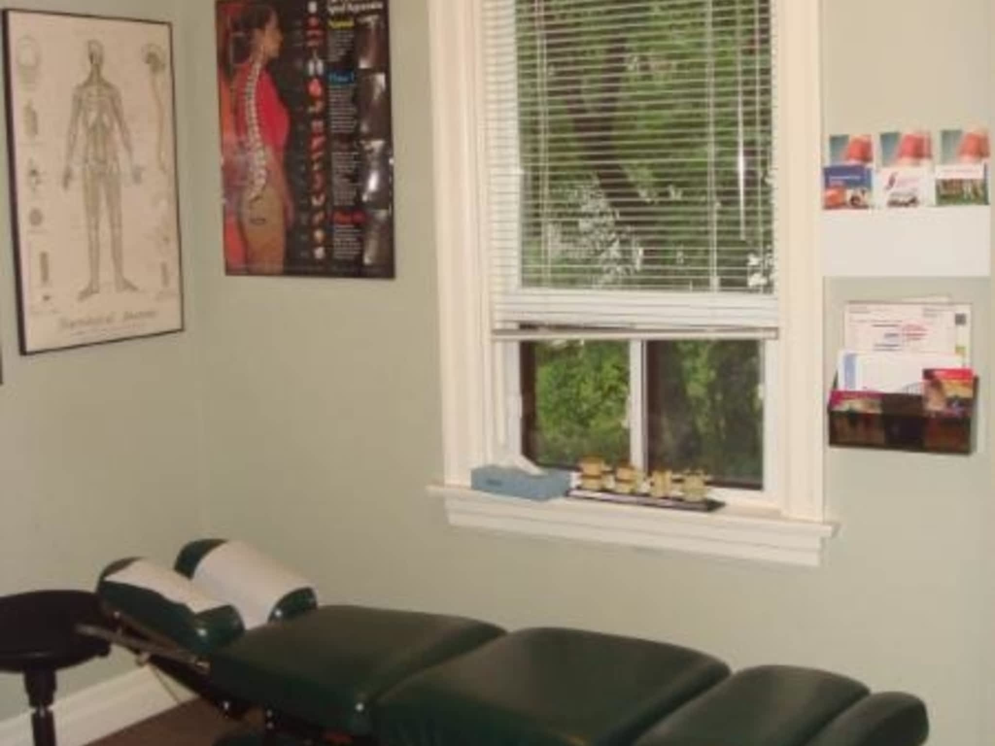 photo Thornhill Chiropractic & Wellness Center