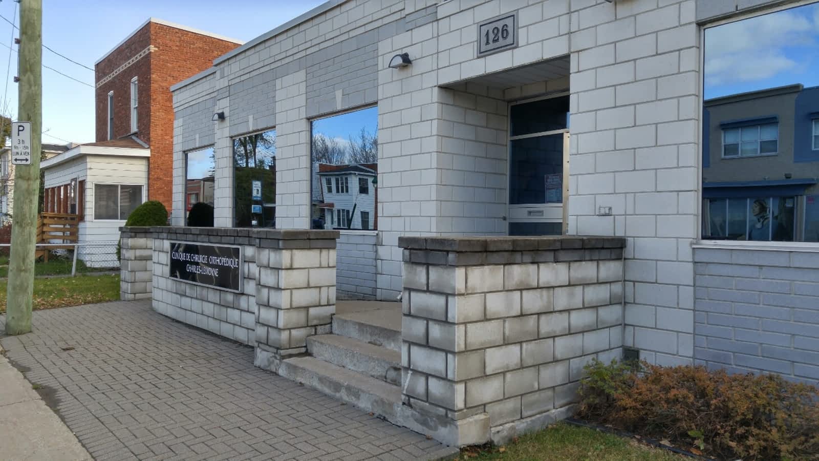 Clinique de Chirurgie Orthopédique Charles Lemoyne Opening Hours